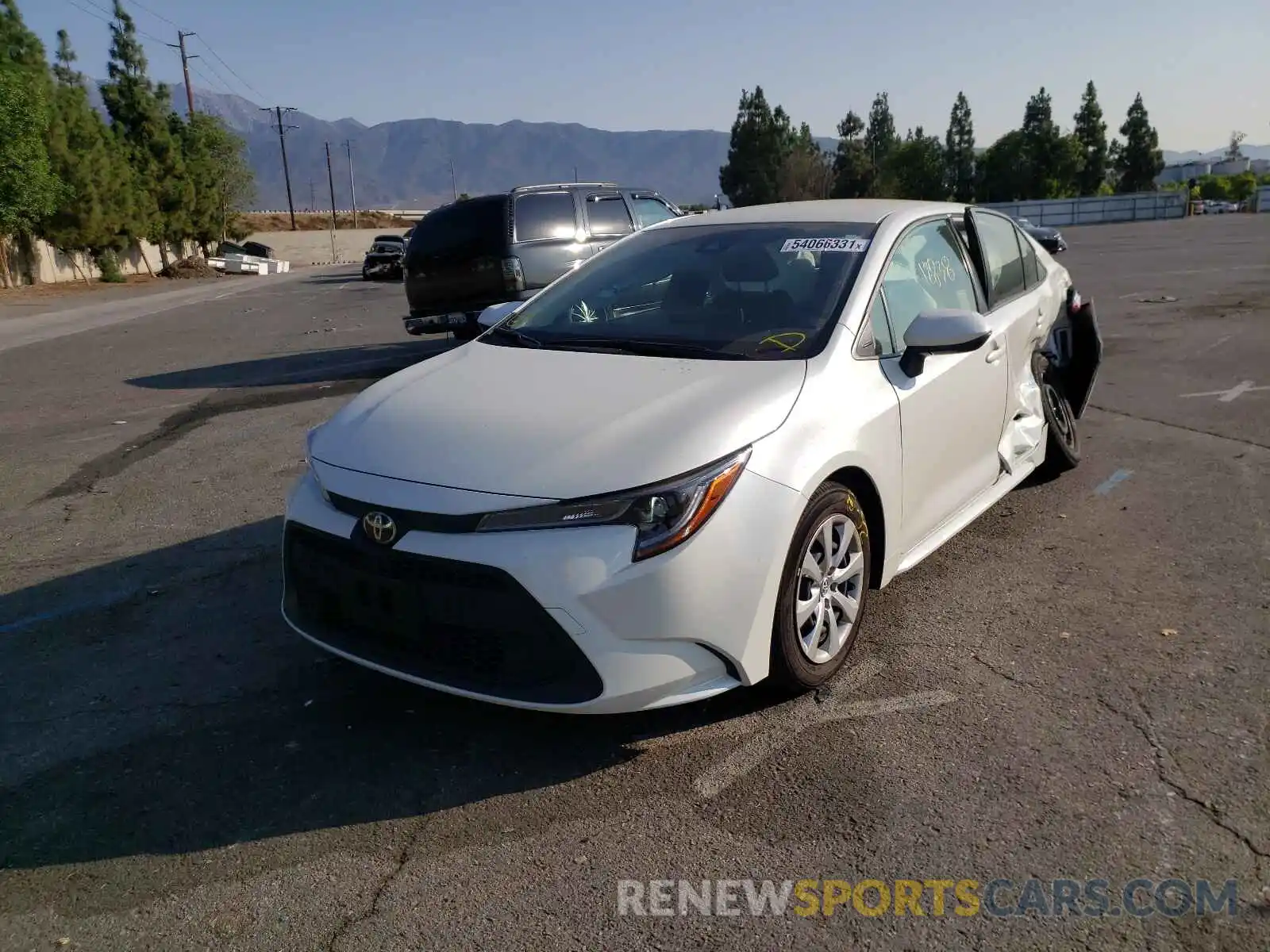 2 Photograph of a damaged car JTDEPRAE5LJ103042 TOYOTA COROLLA 2020