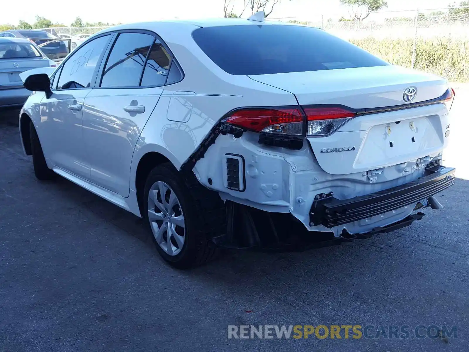 3 Photograph of a damaged car JTDEPRAE5LJ103252 TOYOTA COROLLA 2020