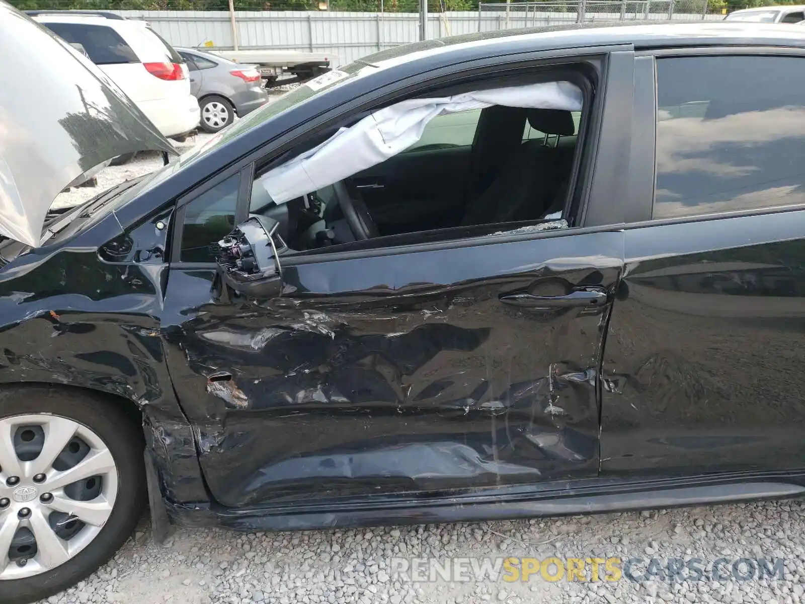 10 Photograph of a damaged car JTDEPRAE5LJ104658 TOYOTA COROLLA 2020