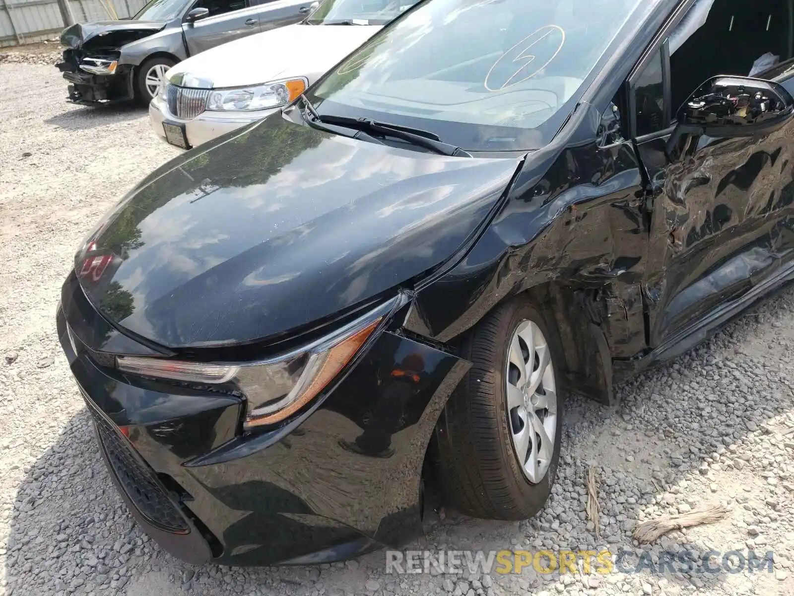 9 Photograph of a damaged car JTDEPRAE5LJ104658 TOYOTA COROLLA 2020