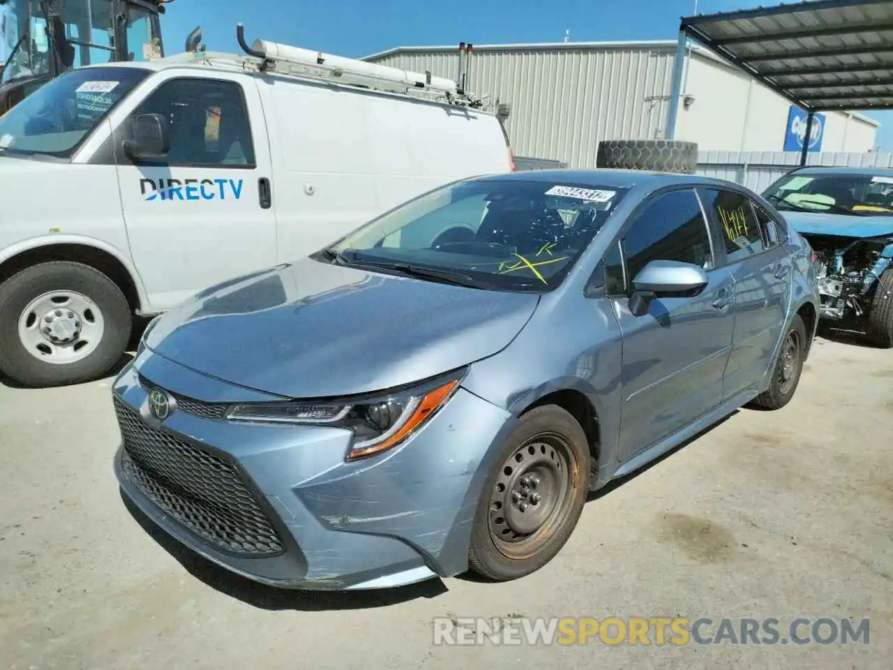 2 Photograph of a damaged car JTDEPRAE5LJ106765 TOYOTA COROLLA 2020