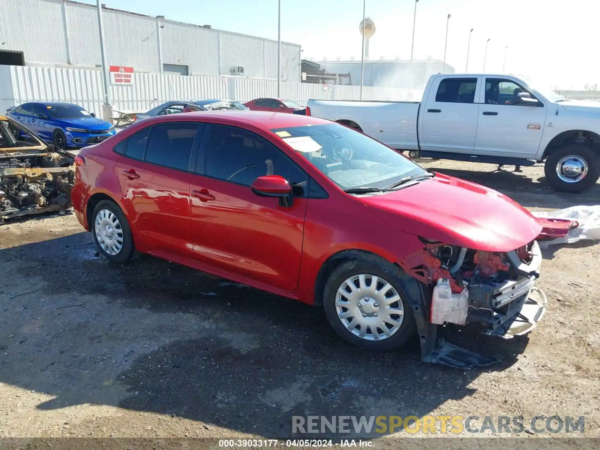 1 Photograph of a damaged car JTDEPRAE5LJ107107 TOYOTA COROLLA 2020