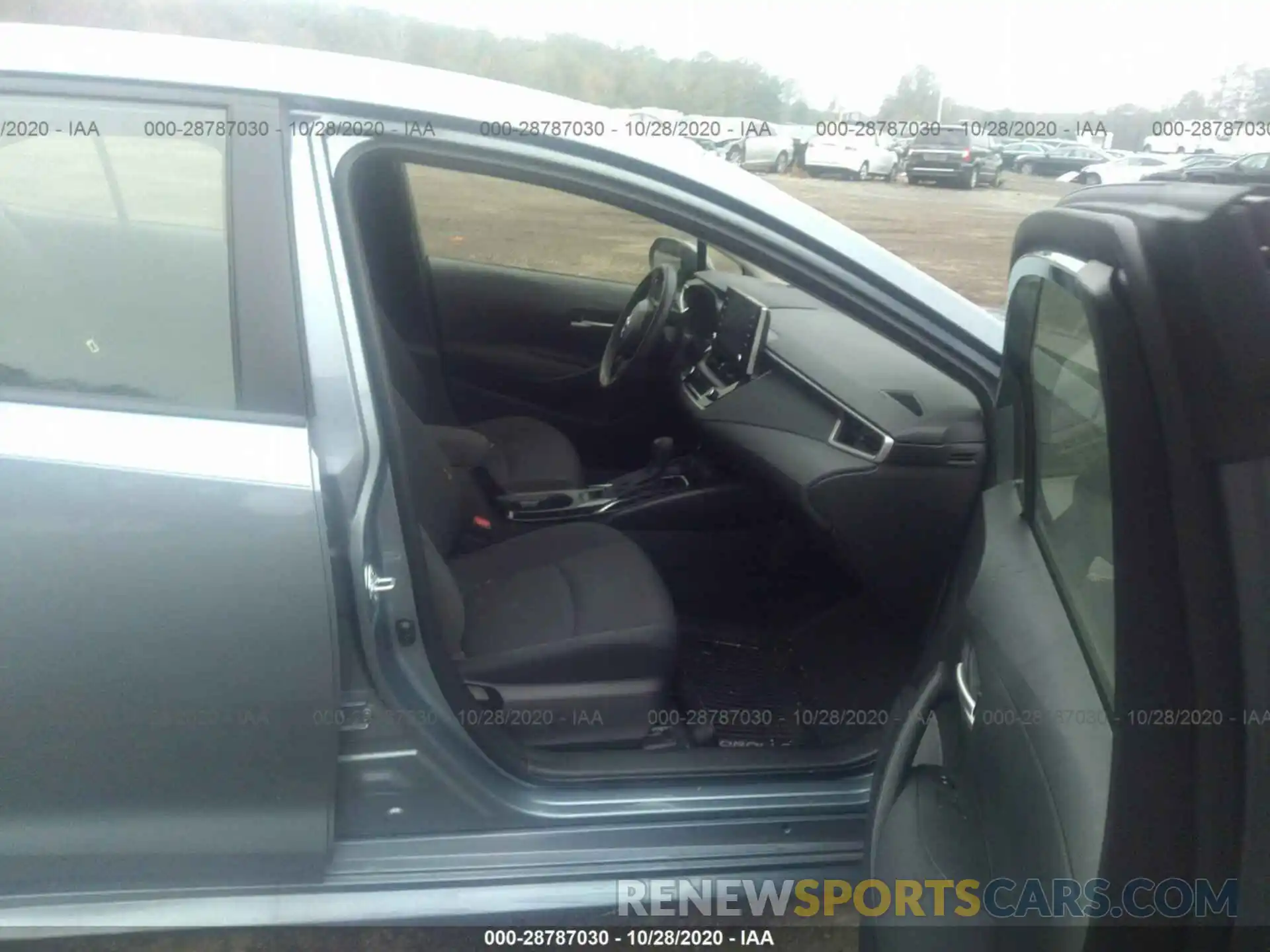 5 Photograph of a damaged car JTDEPRAE5LJ108905 TOYOTA COROLLA 2020