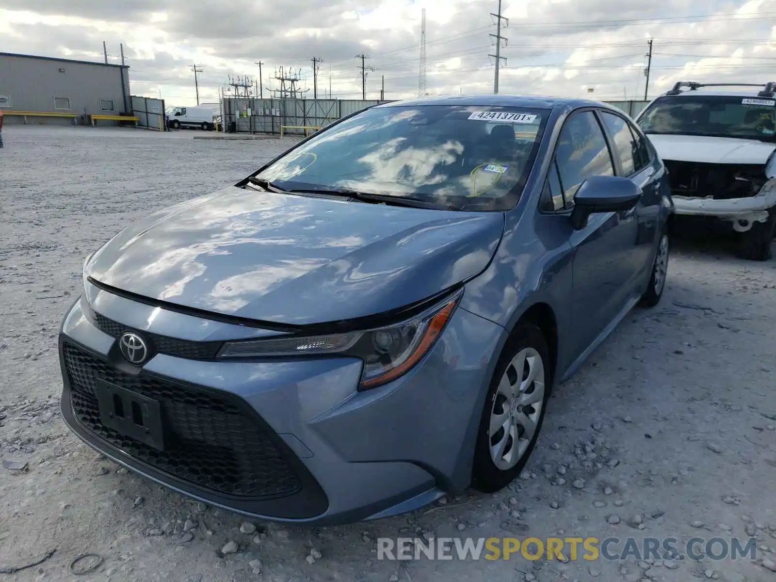 2 Photograph of a damaged car JTDEPRAE5LJ110606 TOYOTA COROLLA 2020