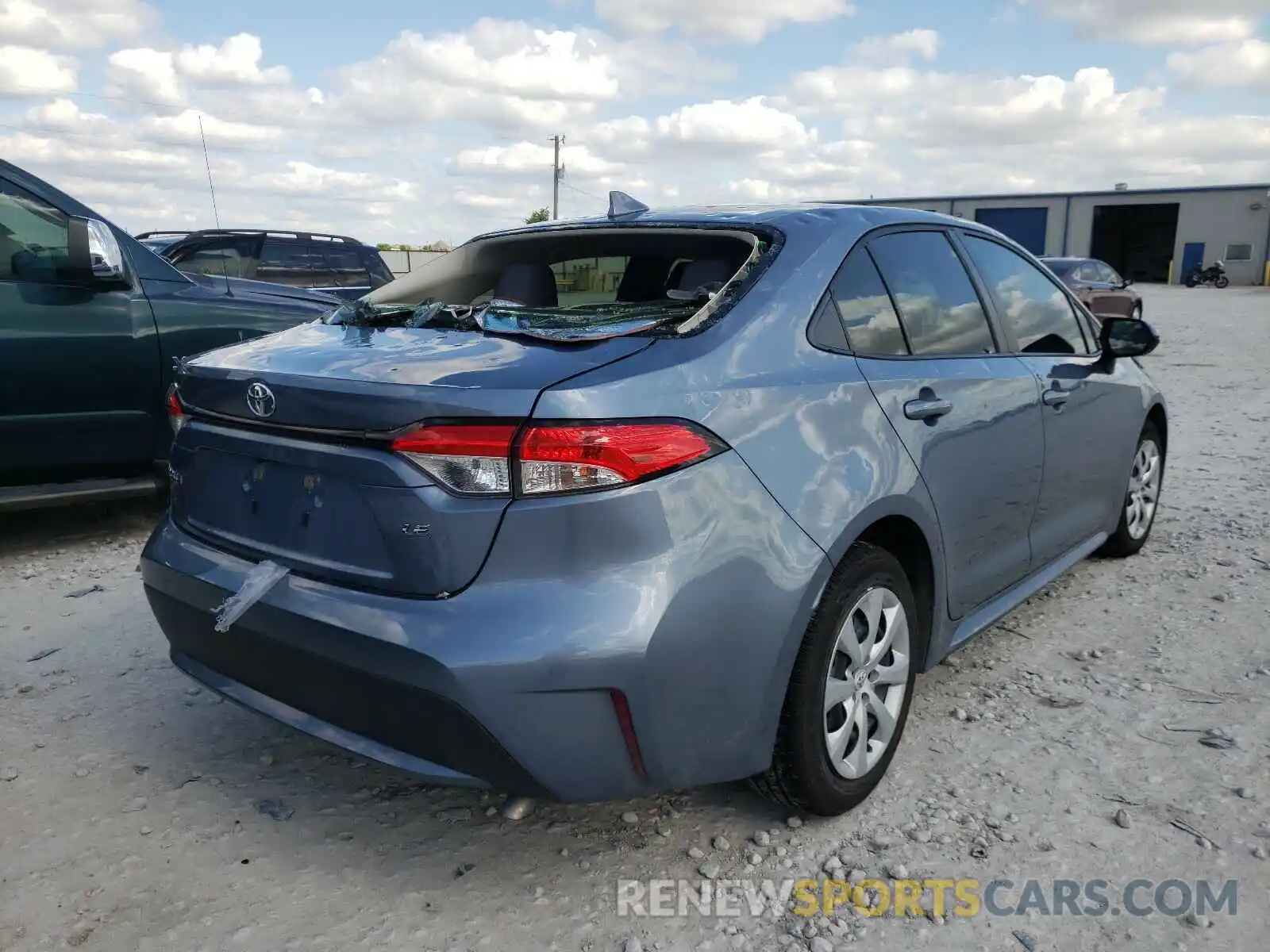 4 Photograph of a damaged car JTDEPRAE5LJ110606 TOYOTA COROLLA 2020