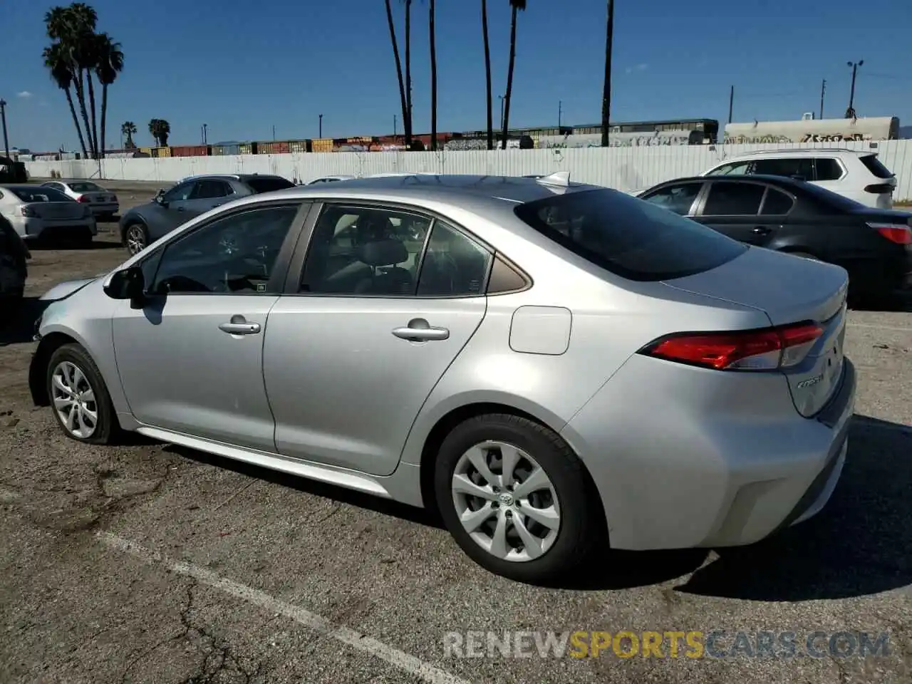 2 Photograph of a damaged car JTDEPRAE5LJ111030 TOYOTA COROLLA 2020