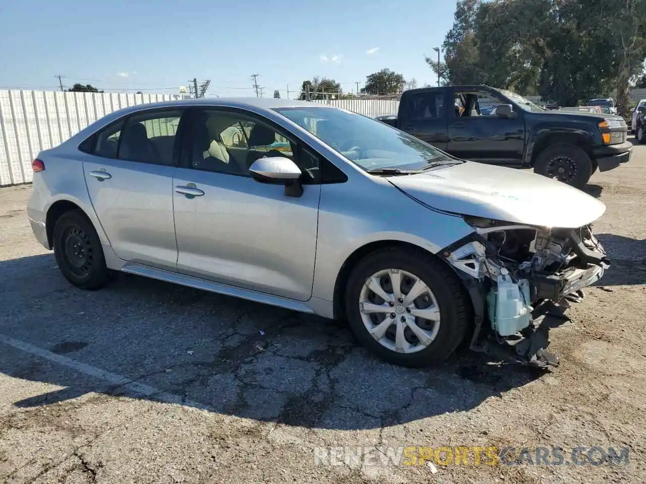 4 Photograph of a damaged car JTDEPRAE5LJ111030 TOYOTA COROLLA 2020