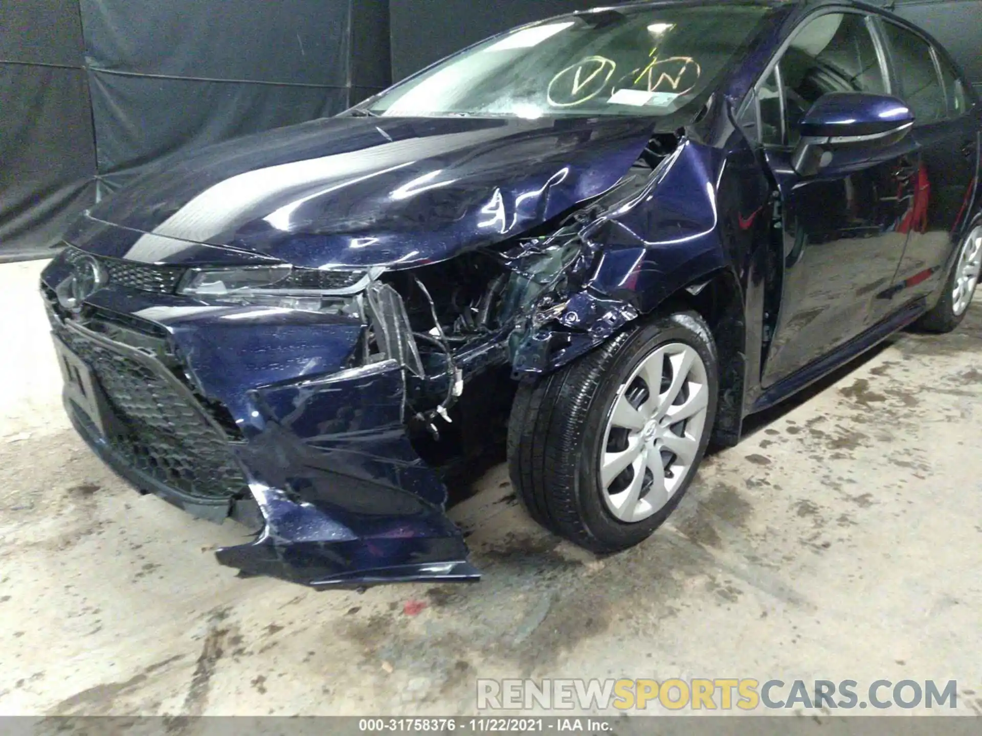 6 Photograph of a damaged car JTDEPRAE5LJ112436 TOYOTA COROLLA 2020