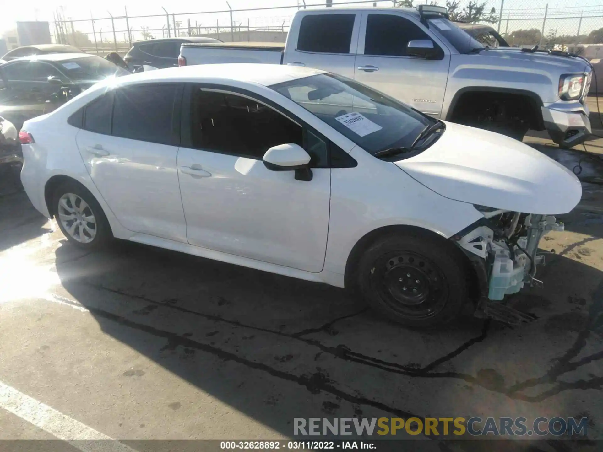 1 Photograph of a damaged car JTDEPRAE5LJ114249 TOYOTA COROLLA 2020