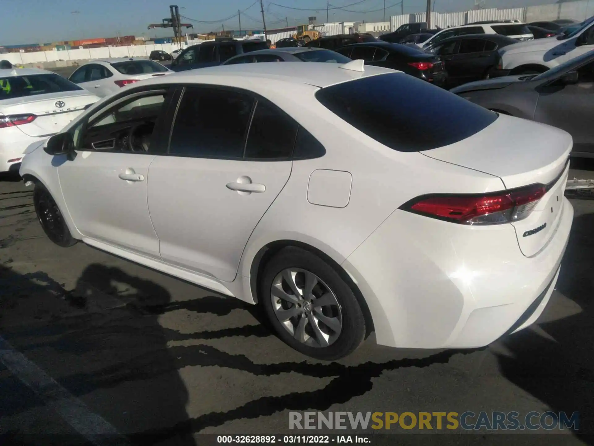 3 Photograph of a damaged car JTDEPRAE5LJ114249 TOYOTA COROLLA 2020