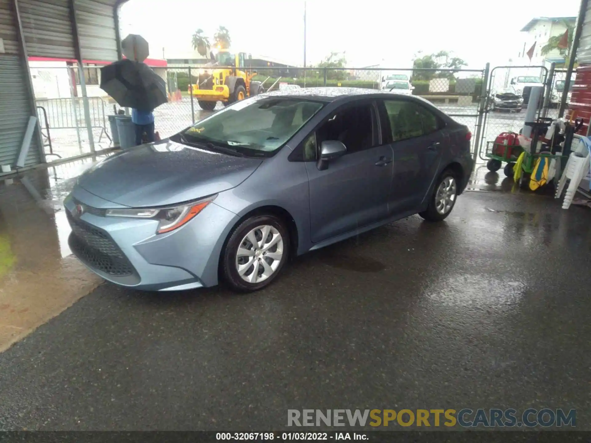 2 Photograph of a damaged car JTDEPRAE5LJ115918 TOYOTA COROLLA 2020