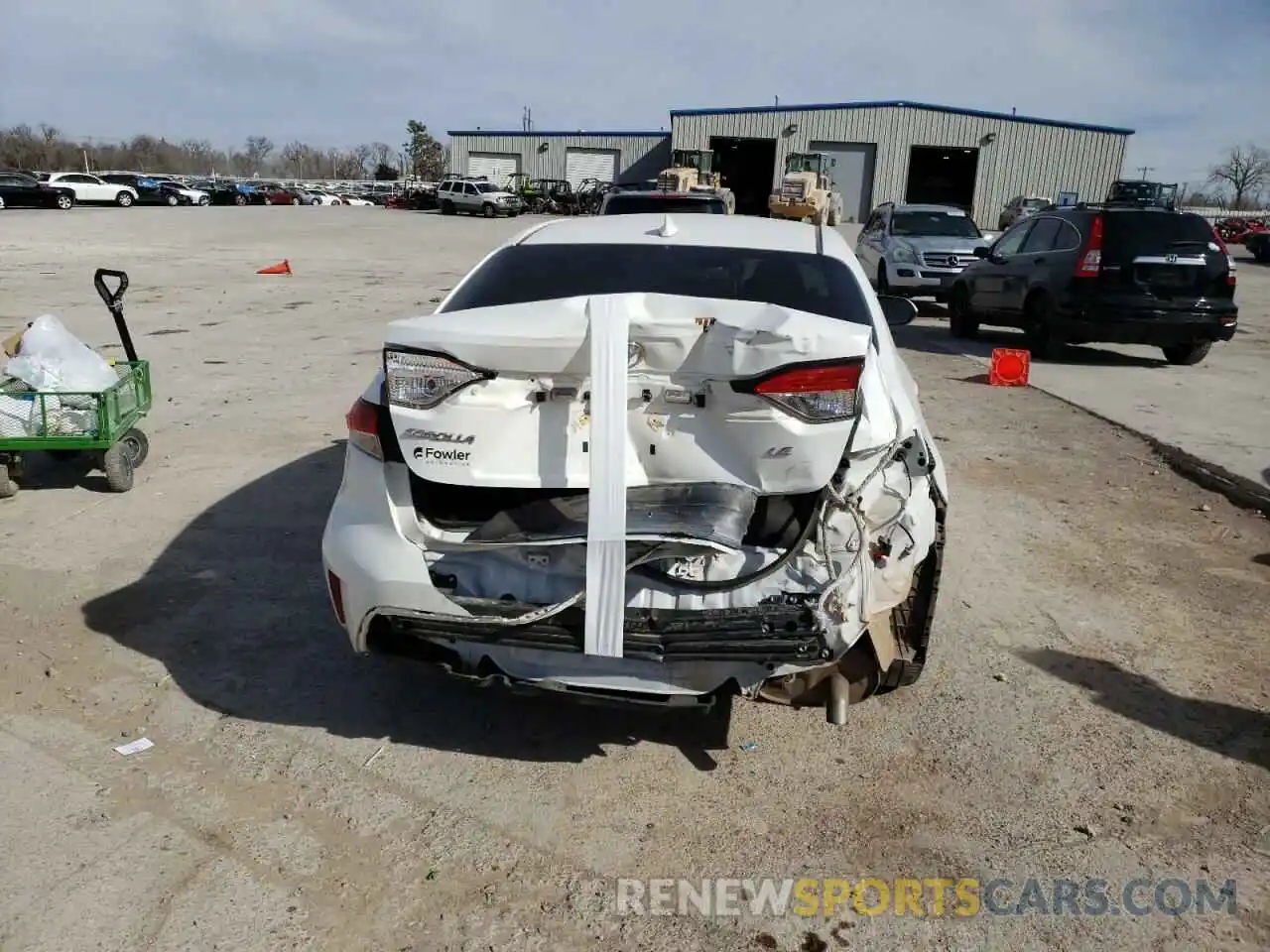 9 Photograph of a damaged car JTDEPRAE6LJ000941 TOYOTA COROLLA 2020