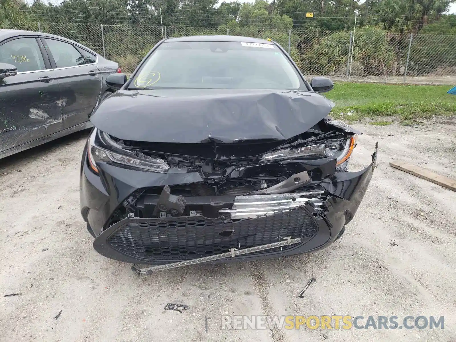 9 Photograph of a damaged car JTDEPRAE6LJ001037 TOYOTA COROLLA 2020