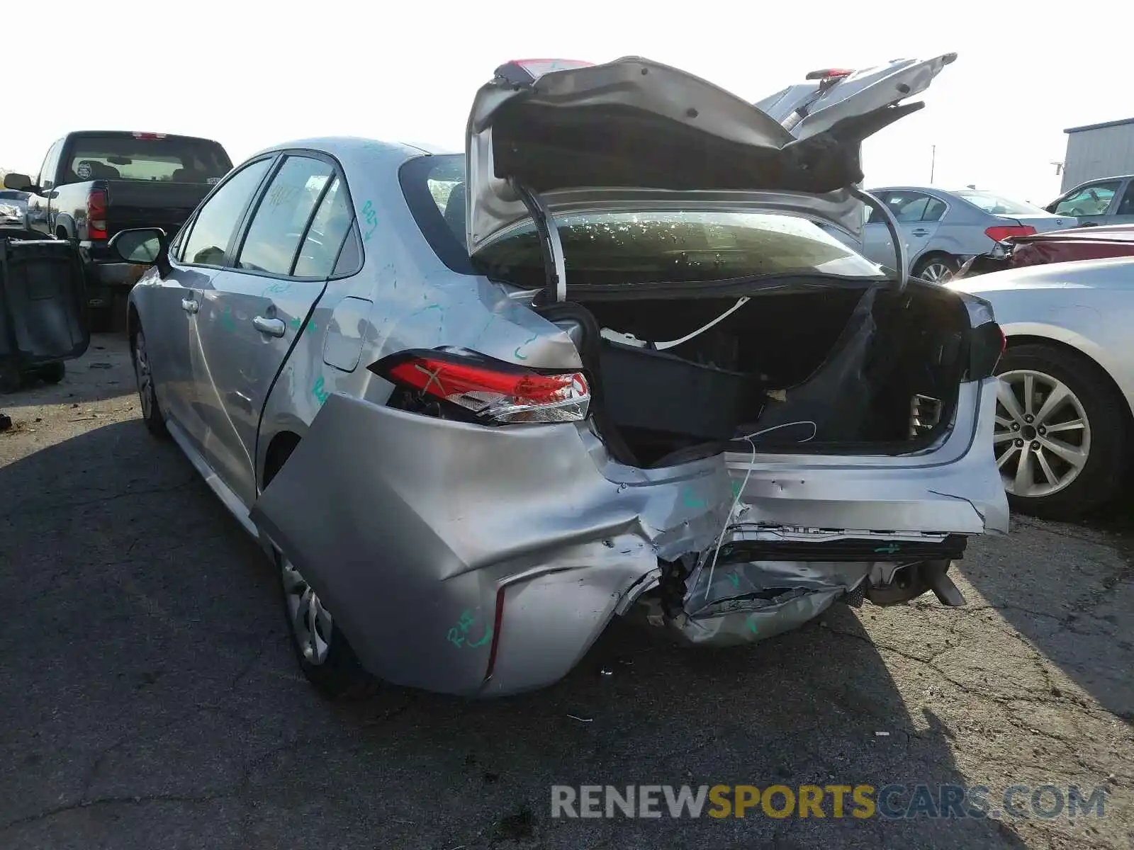 3 Photograph of a damaged car JTDEPRAE6LJ001846 TOYOTA COROLLA 2020