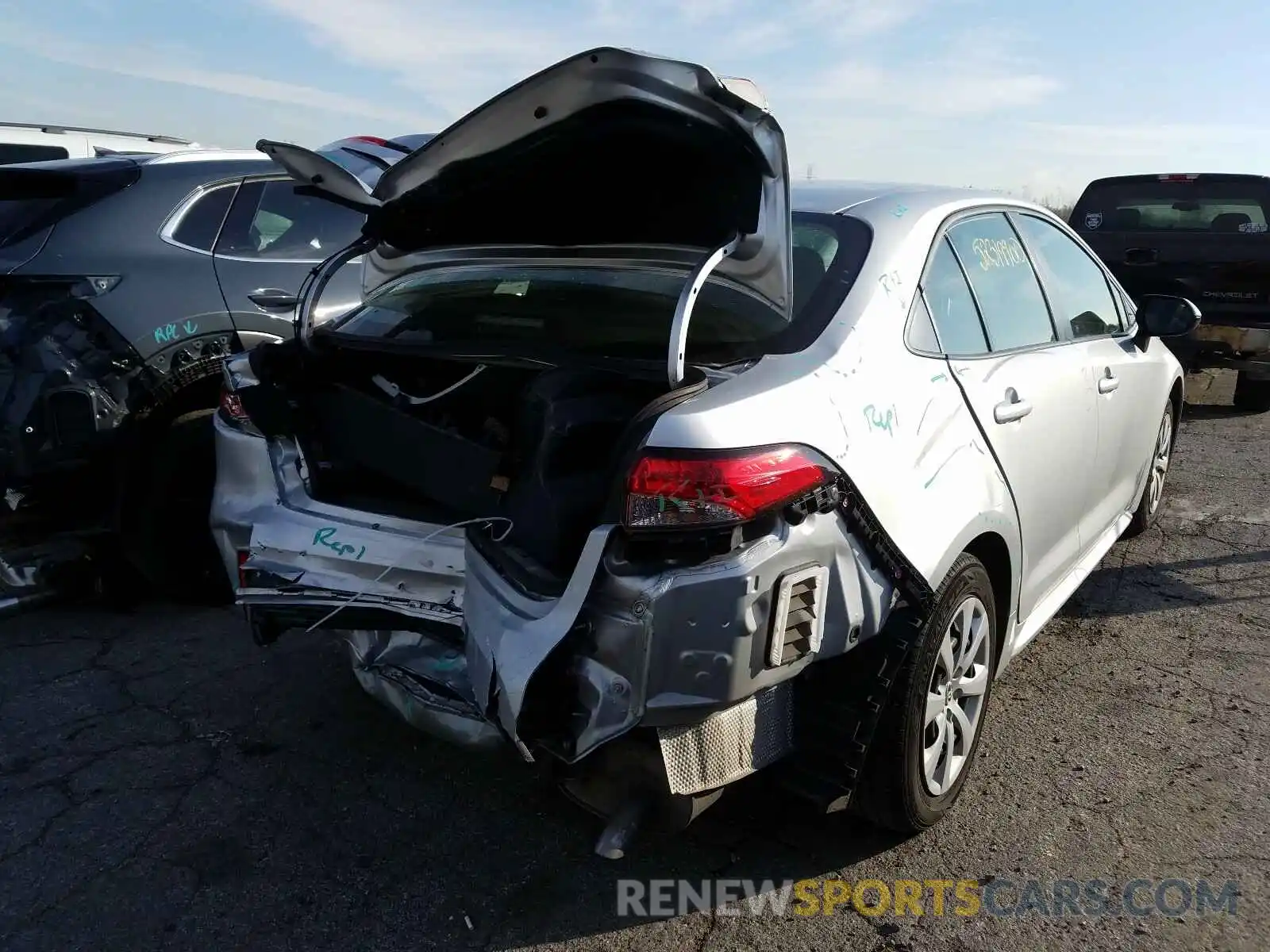 4 Photograph of a damaged car JTDEPRAE6LJ001846 TOYOTA COROLLA 2020