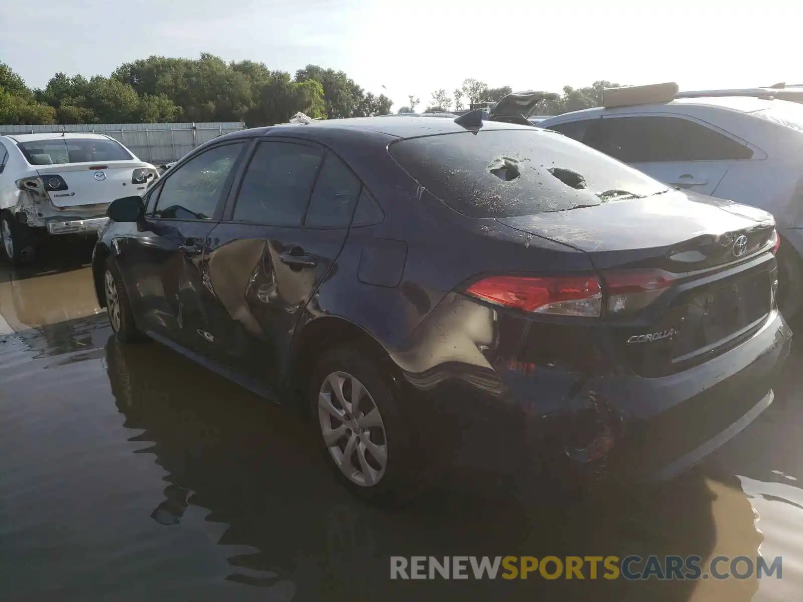 3 Photograph of a damaged car JTDEPRAE6LJ003452 TOYOTA COROLLA 2020