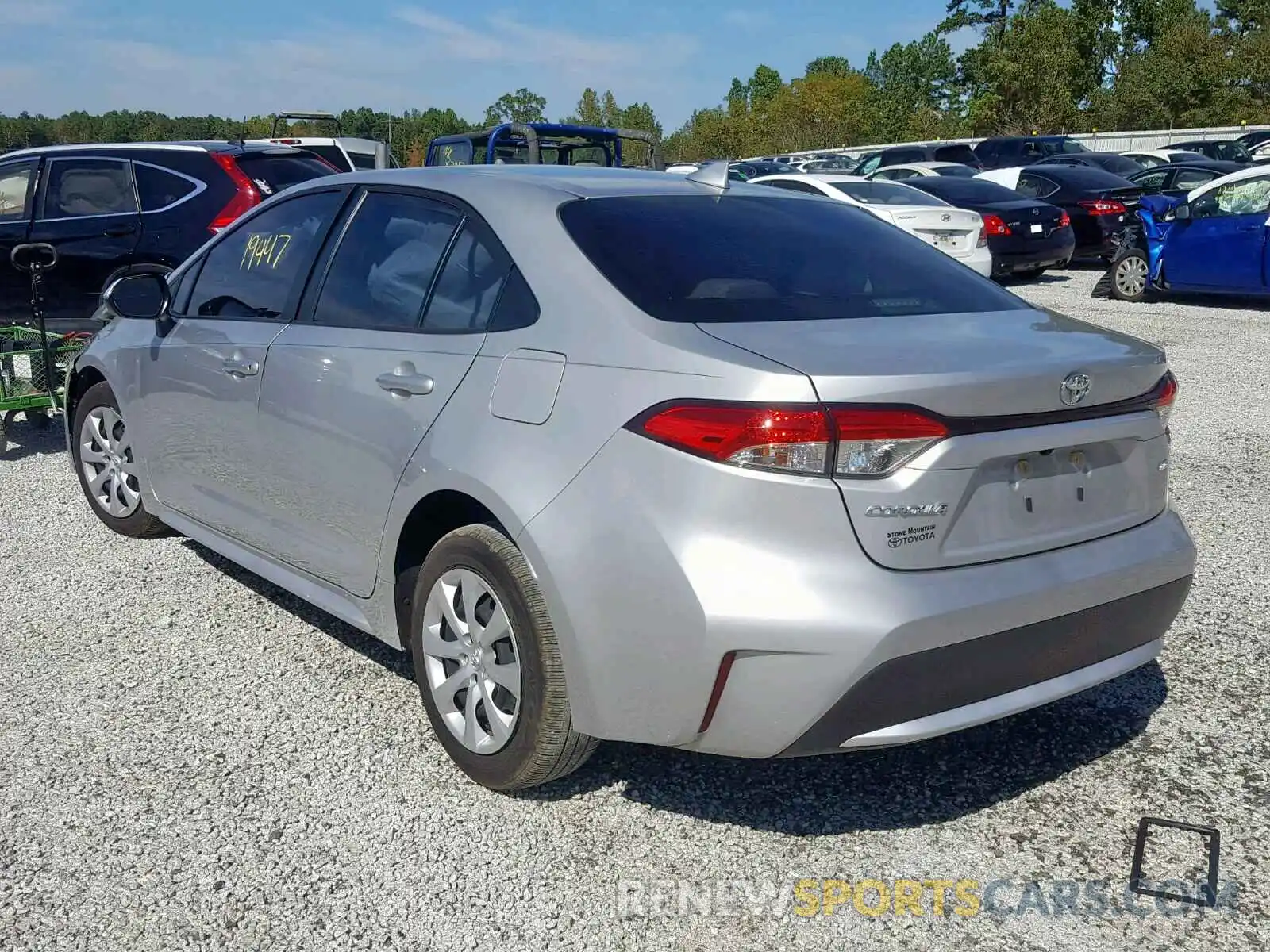 3 Photograph of a damaged car JTDEPRAE6LJ003922 TOYOTA COROLLA 2020