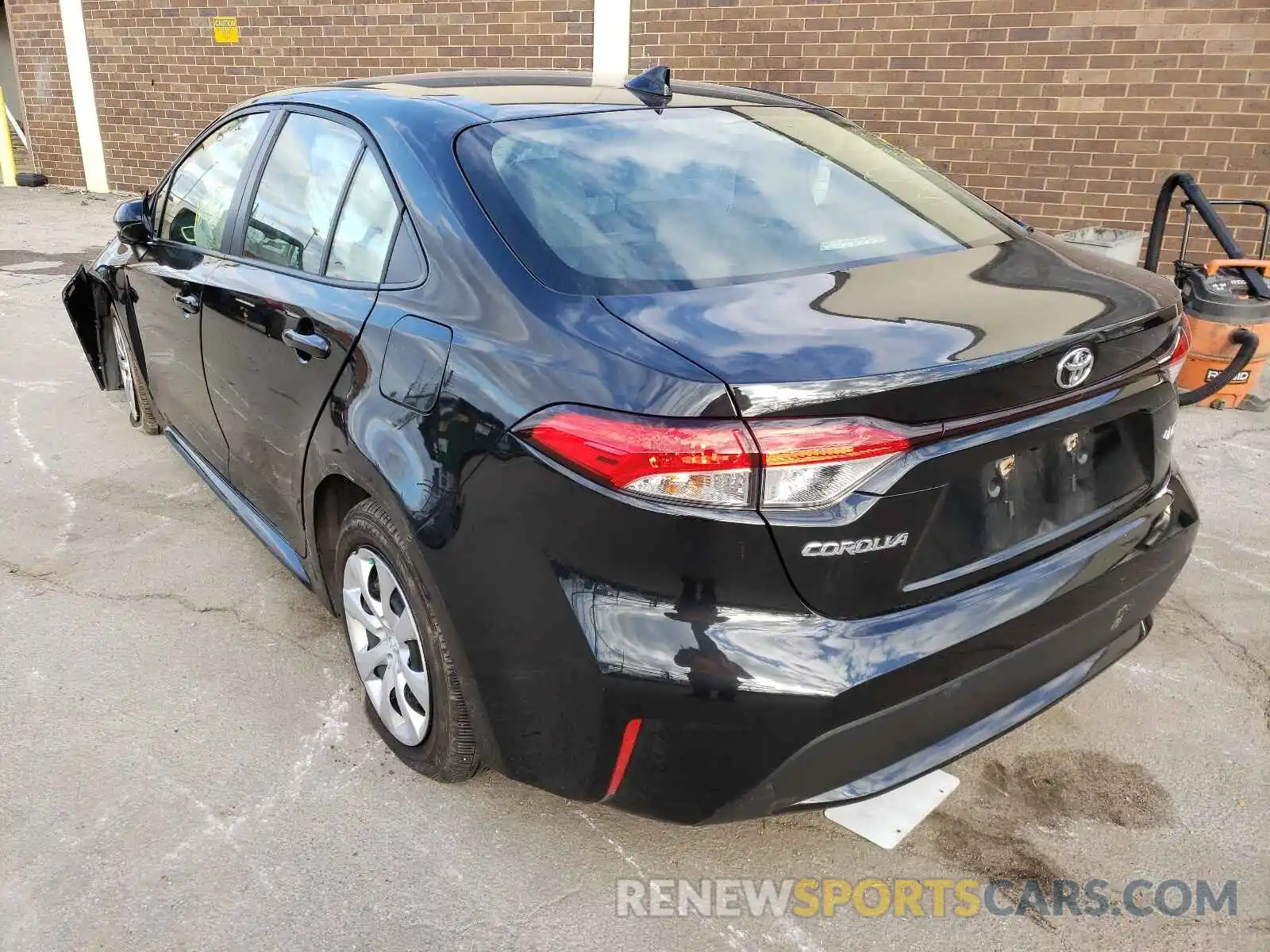 3 Photograph of a damaged car JTDEPRAE6LJ004889 TOYOTA COROLLA 2020