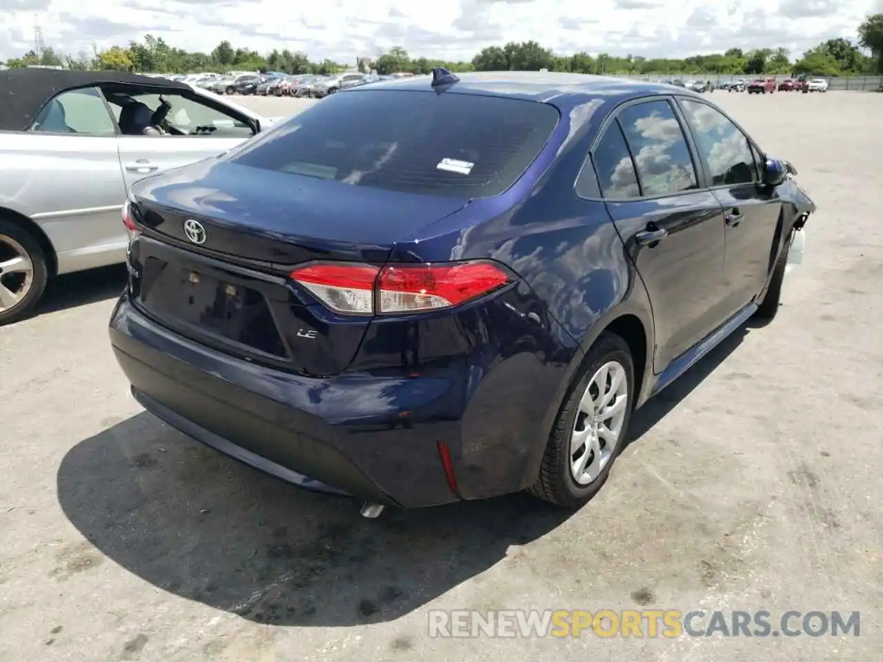 4 Photograph of a damaged car JTDEPRAE6LJ005105 TOYOTA COROLLA 2020