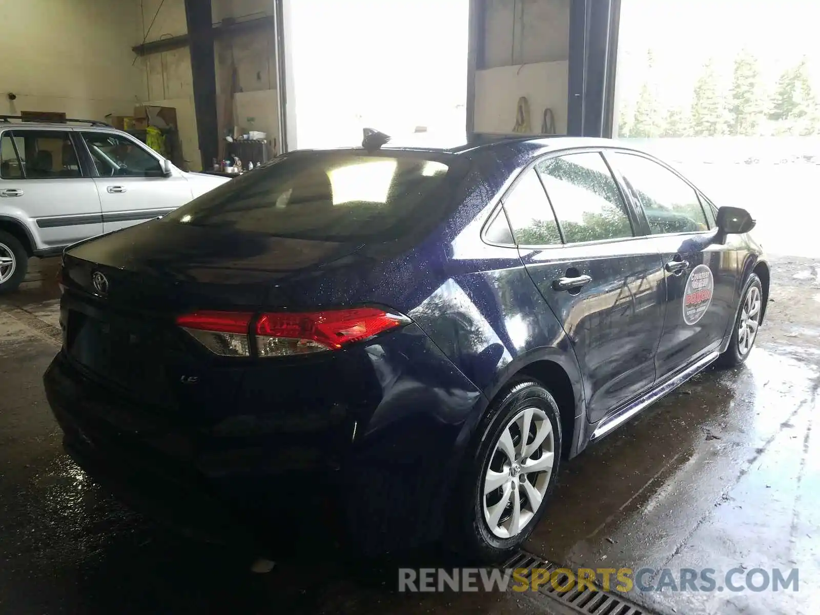 4 Photograph of a damaged car JTDEPRAE6LJ007503 TOYOTA COROLLA 2020