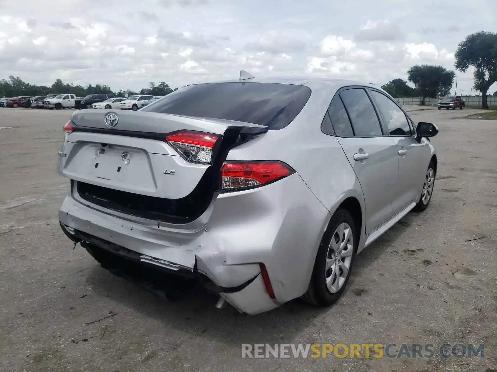 4 Photograph of a damaged car JTDEPRAE6LJ009381 TOYOTA COROLLA 2020