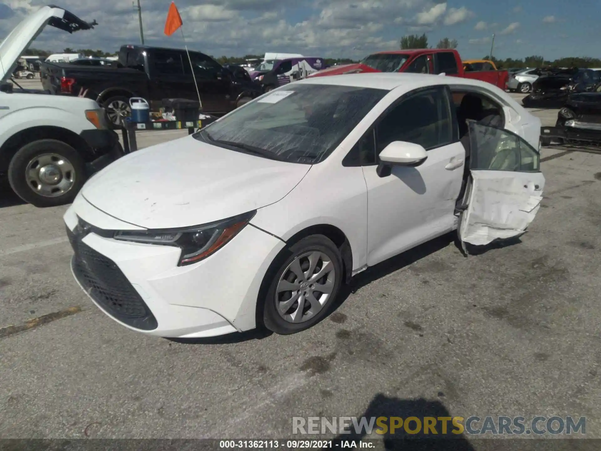 2 Photograph of a damaged car JTDEPRAE6LJ010868 TOYOTA COROLLA 2020