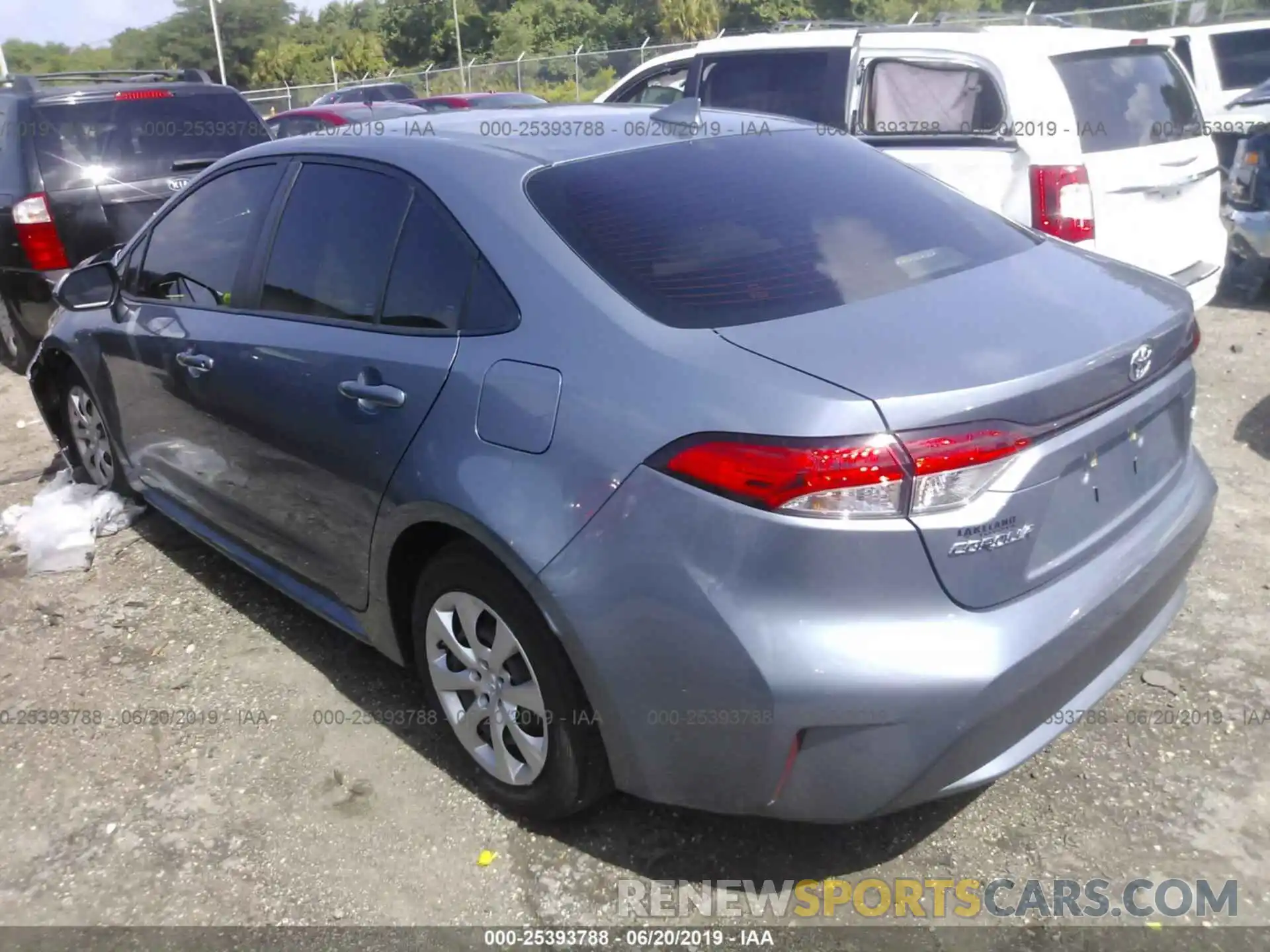 3 Photograph of a damaged car JTDEPRAE6LJ011194 TOYOTA COROLLA 2020