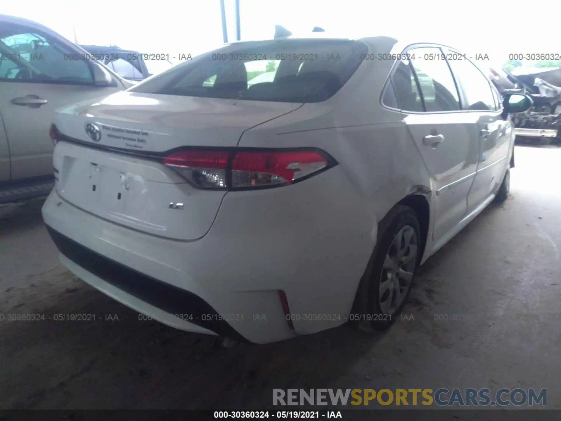 4 Photograph of a damaged car JTDEPRAE6LJ011731 TOYOTA COROLLA 2020