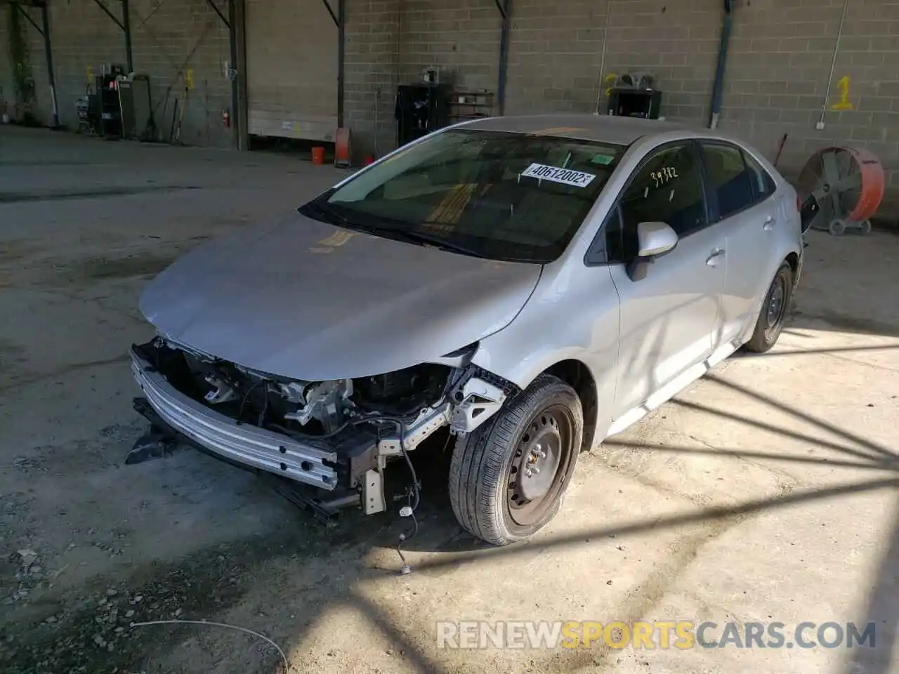 2 Photograph of a damaged car JTDEPRAE6LJ013057 TOYOTA COROLLA 2020