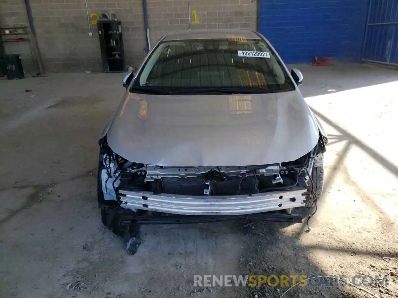 9 Photograph of a damaged car JTDEPRAE6LJ013057 TOYOTA COROLLA 2020