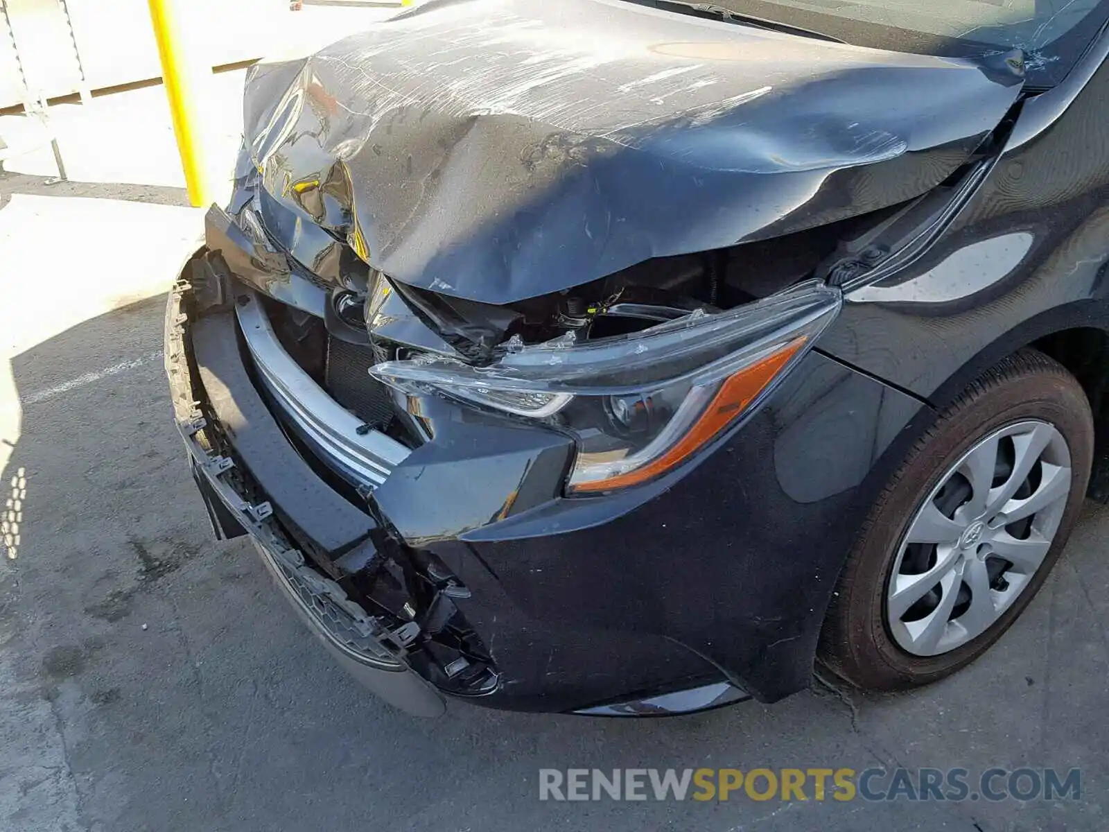 9 Photograph of a damaged car JTDEPRAE6LJ013527 TOYOTA COROLLA 2020