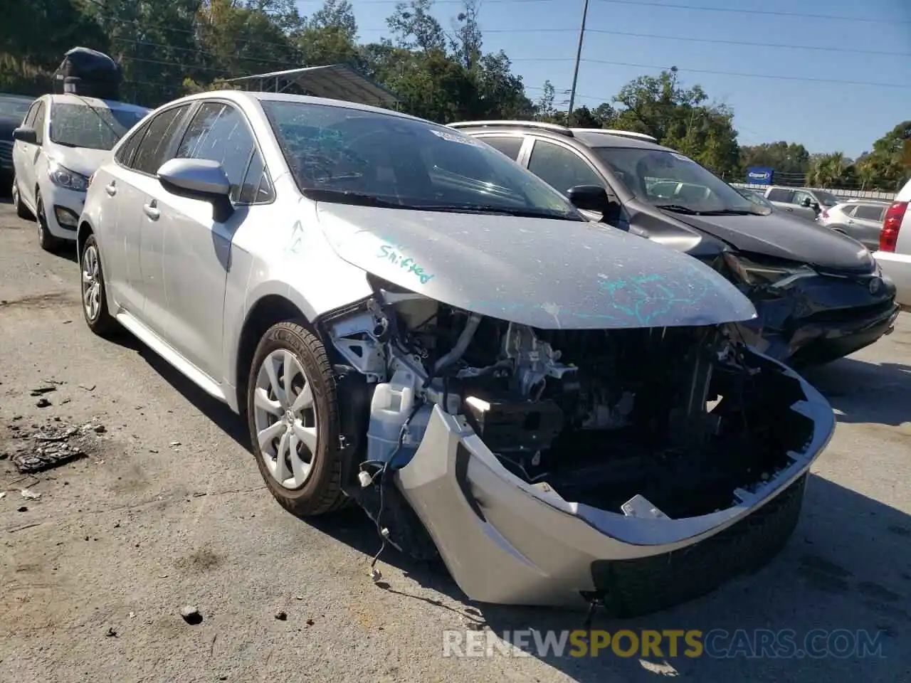 1 Photograph of a damaged car JTDEPRAE6LJ013673 TOYOTA COROLLA 2020