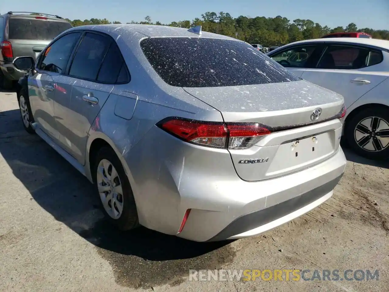 3 Photograph of a damaged car JTDEPRAE6LJ013673 TOYOTA COROLLA 2020