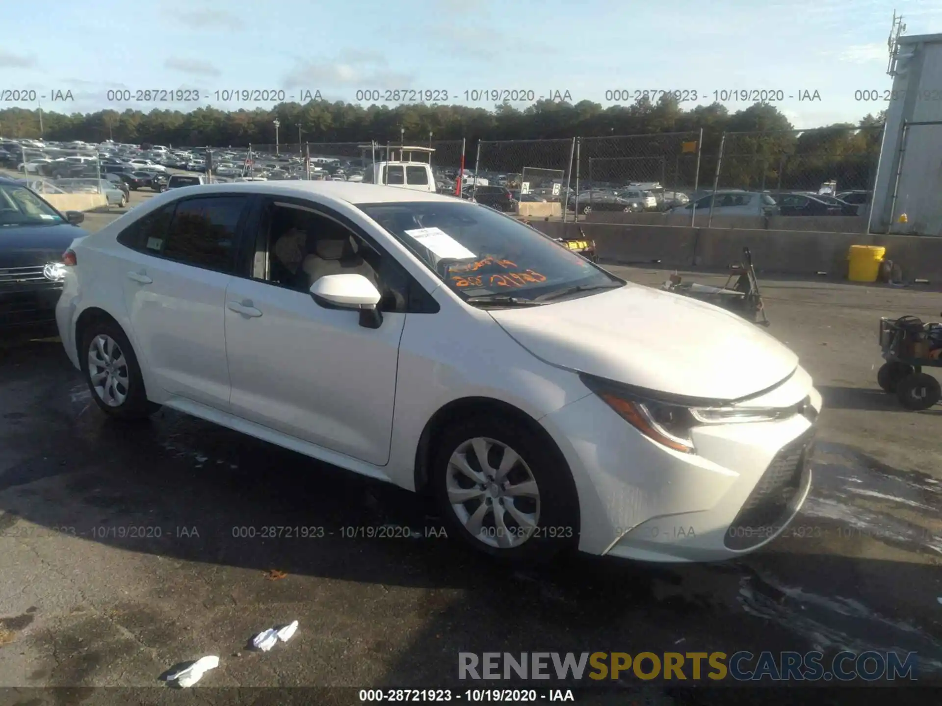 1 Photograph of a damaged car JTDEPRAE6LJ014404 TOYOTA COROLLA 2020