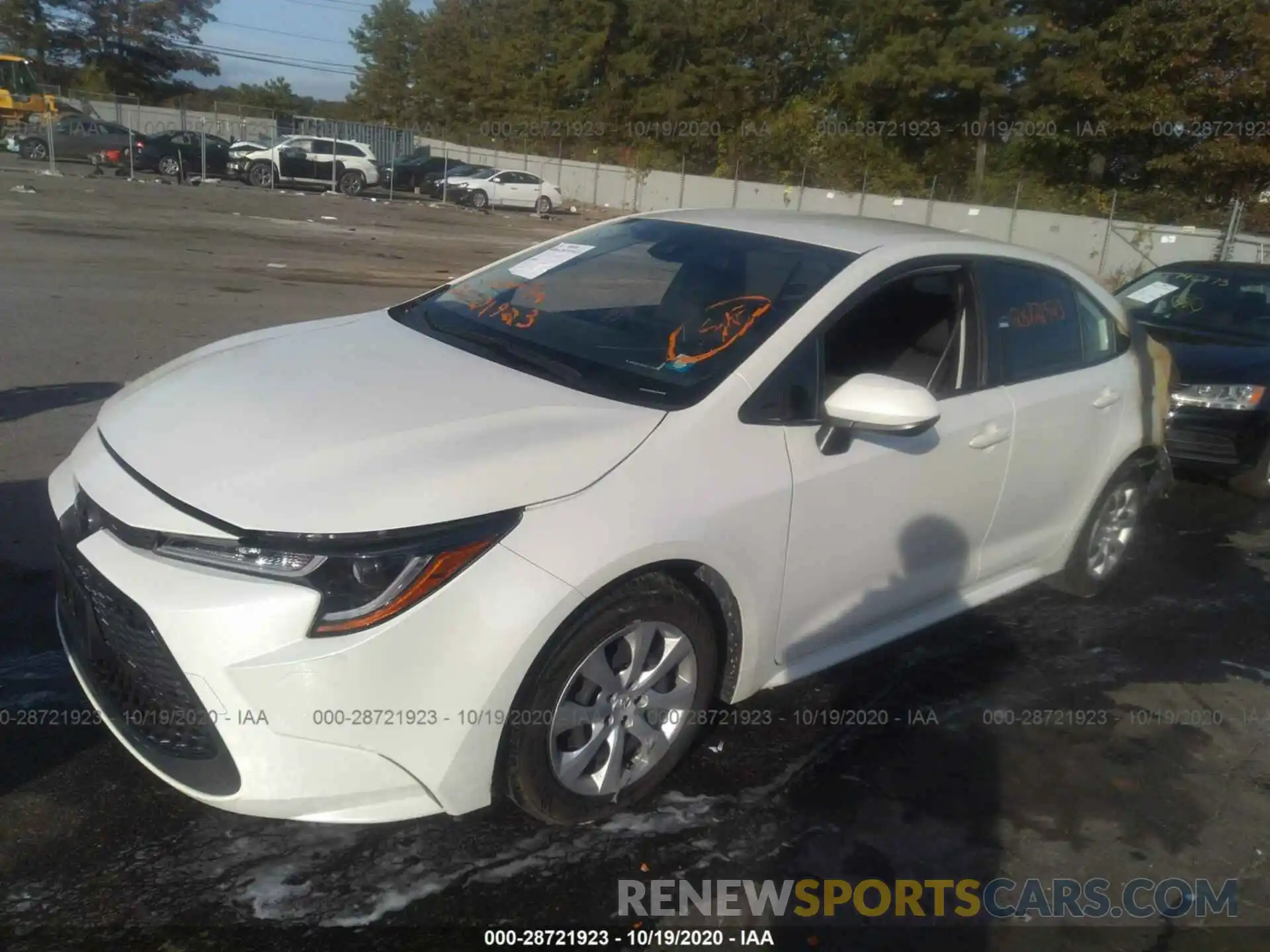 2 Photograph of a damaged car JTDEPRAE6LJ014404 TOYOTA COROLLA 2020