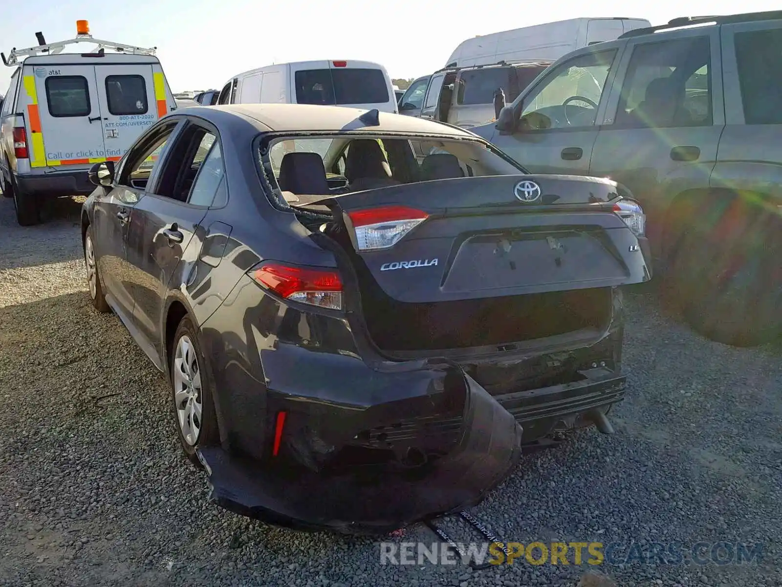 3 Photograph of a damaged car JTDEPRAE6LJ014564 TOYOTA COROLLA 2020