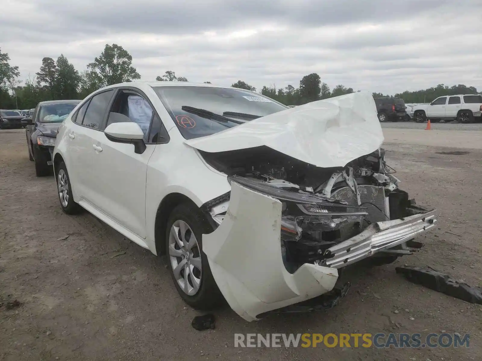 1 Photograph of a damaged car JTDEPRAE6LJ015715 TOYOTA COROLLA 2020