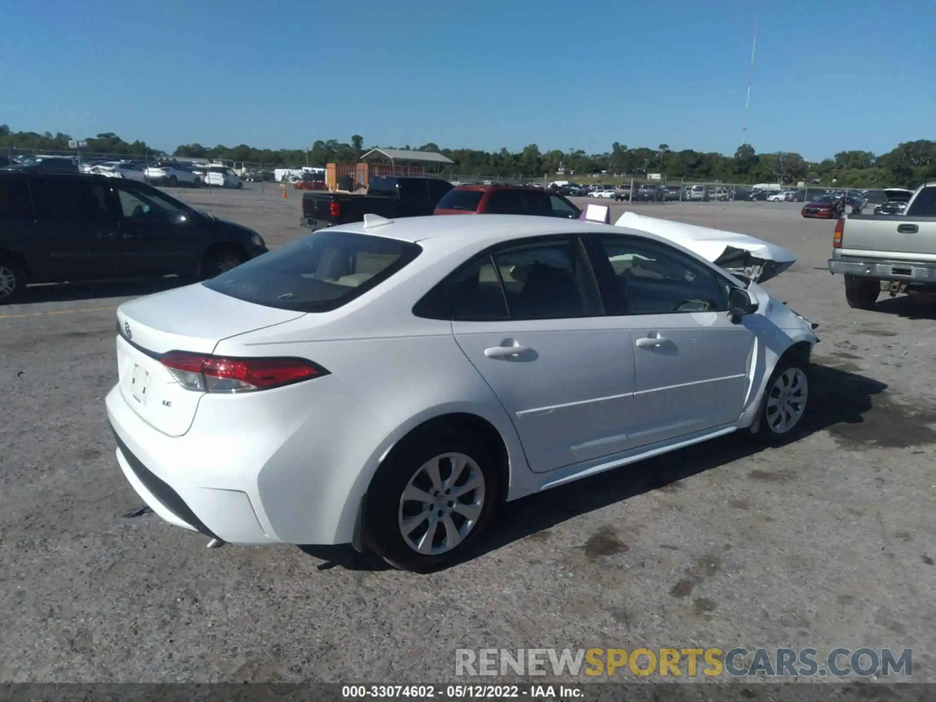 4 Photograph of a damaged car JTDEPRAE6LJ016315 TOYOTA COROLLA 2020