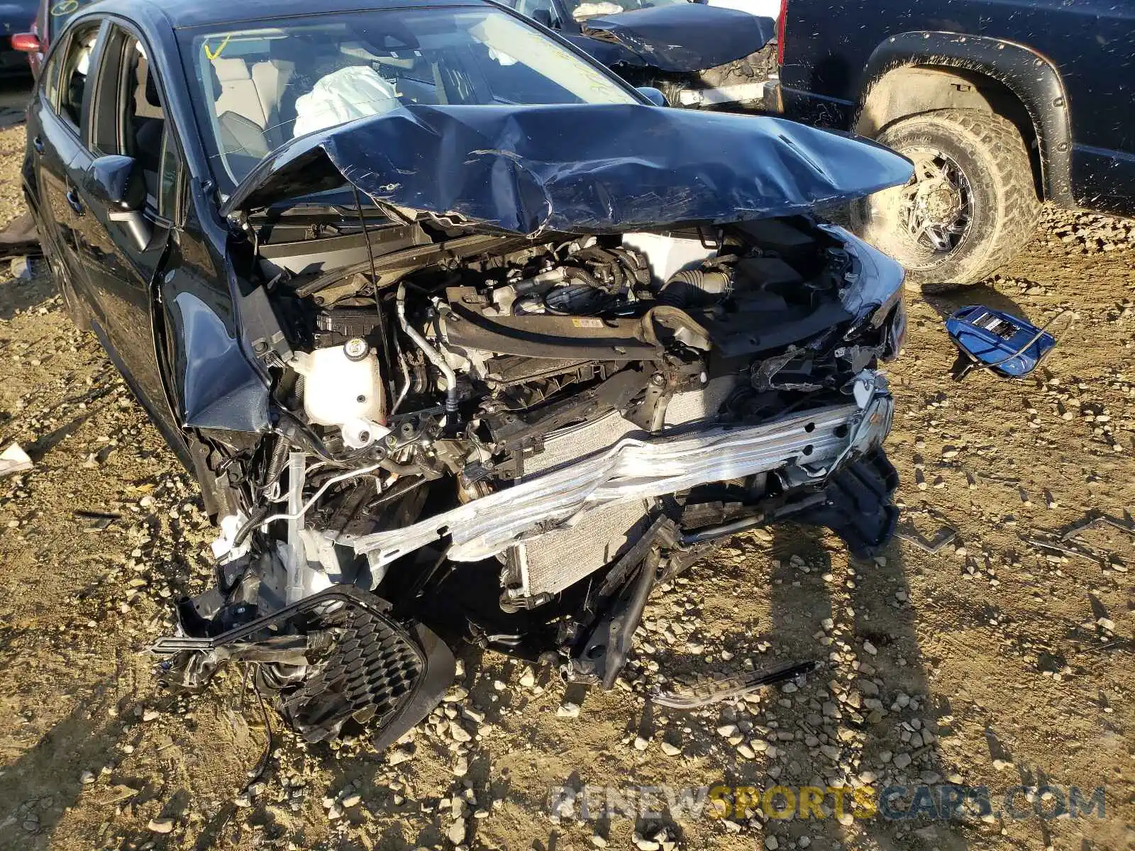 9 Photograph of a damaged car JTDEPRAE6LJ016685 TOYOTA COROLLA 2020