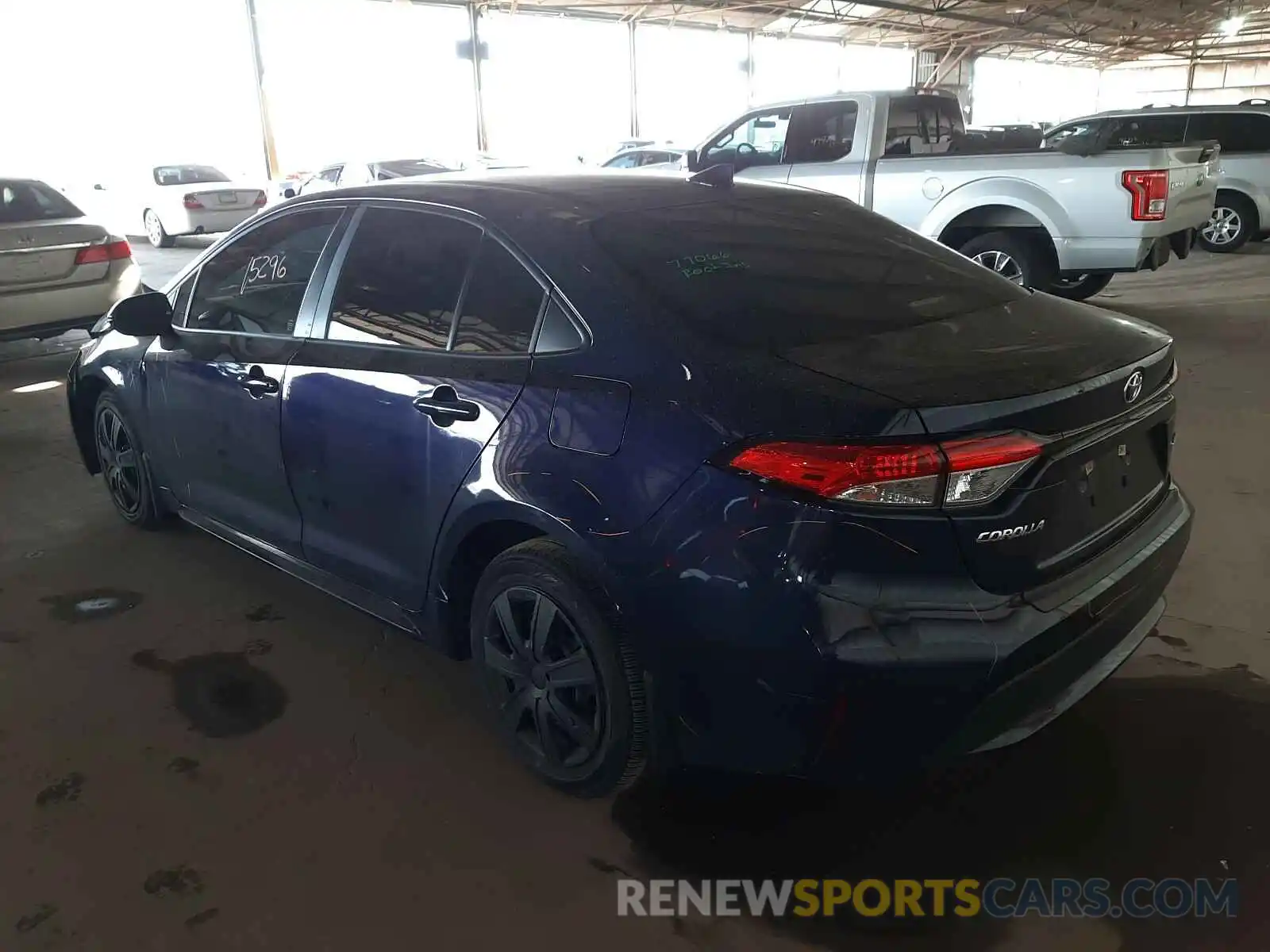 3 Photograph of a damaged car JTDEPRAE6LJ016833 TOYOTA COROLLA 2020