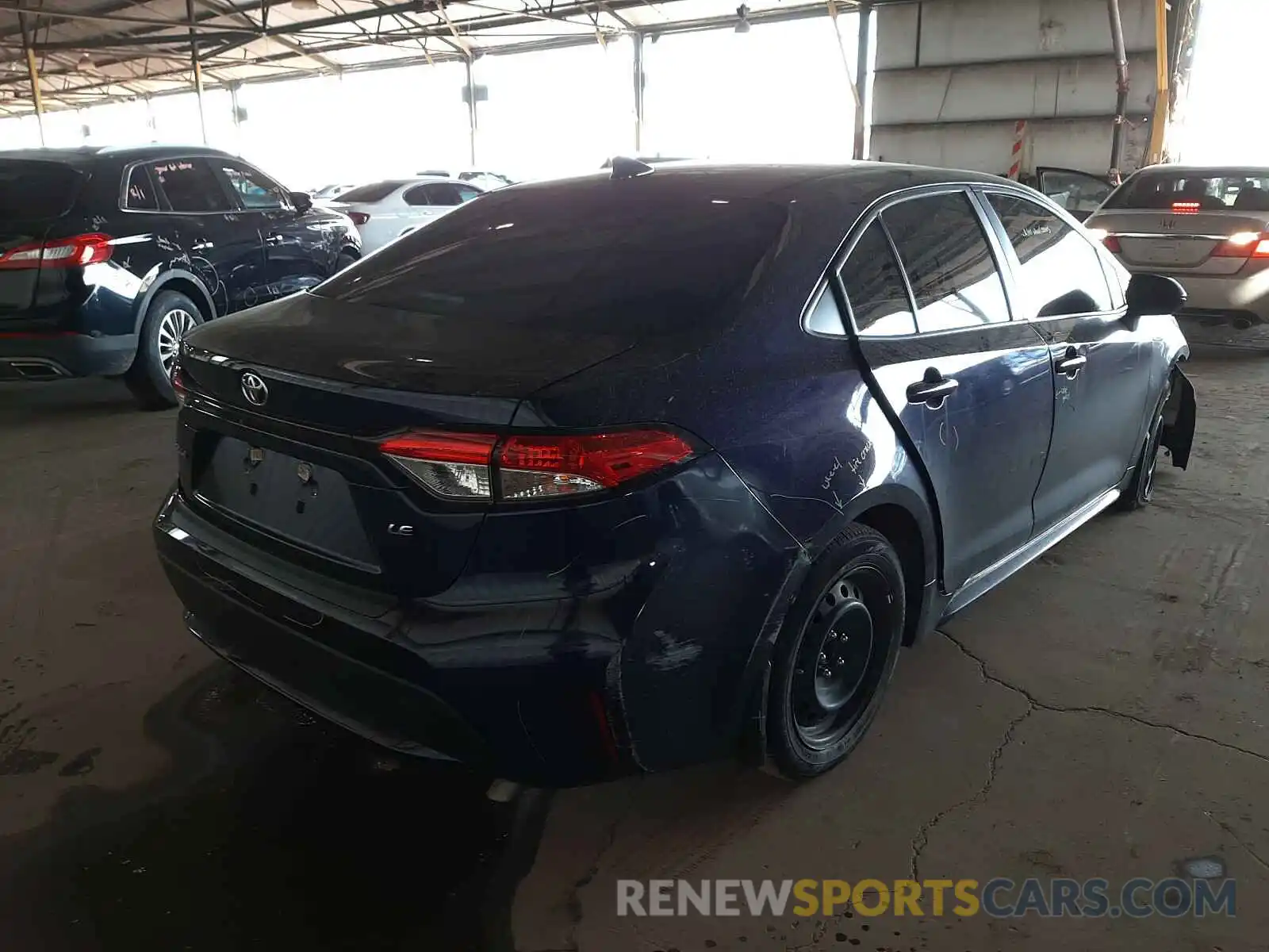 4 Photograph of a damaged car JTDEPRAE6LJ016833 TOYOTA COROLLA 2020