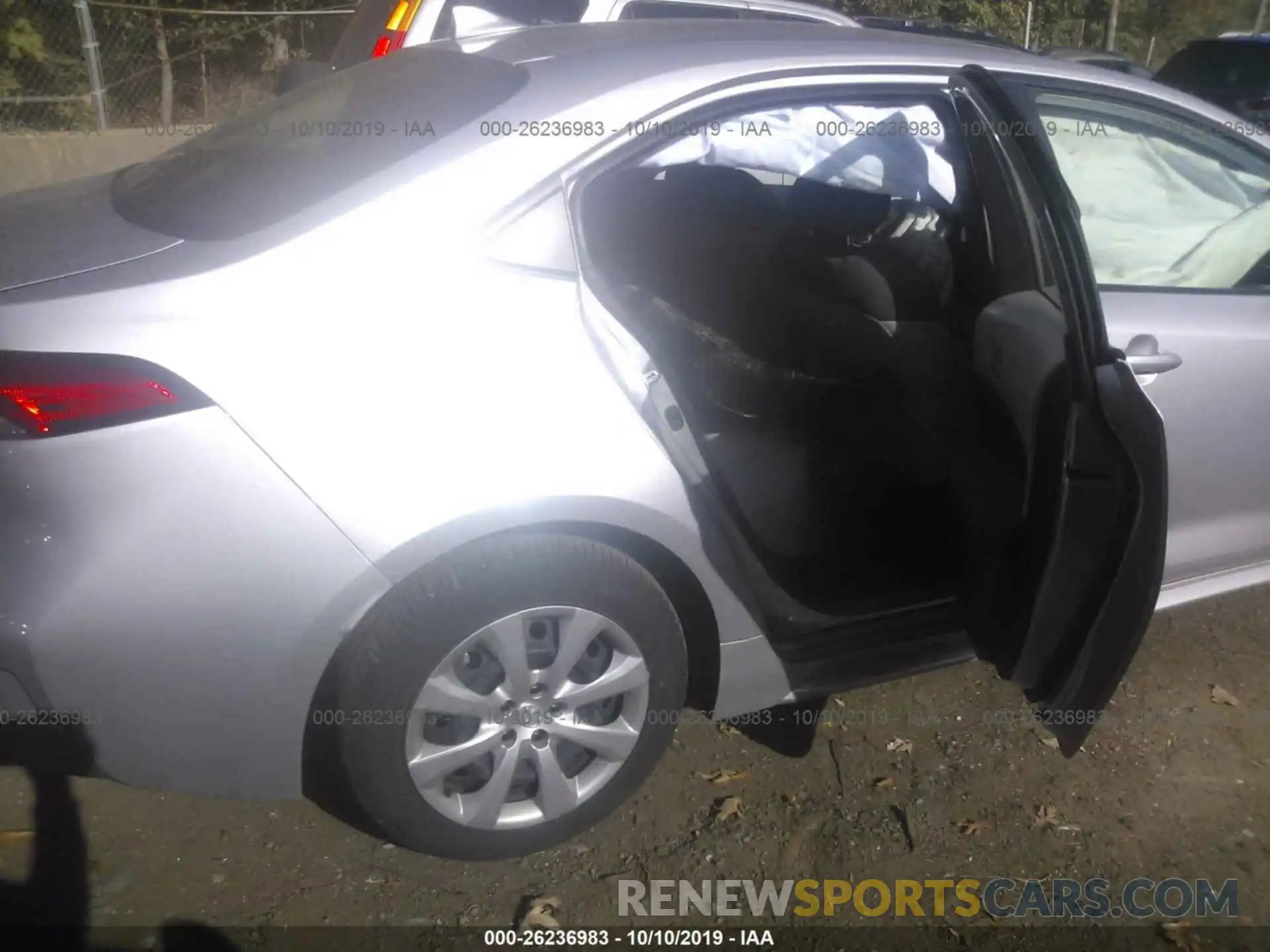 8 Photograph of a damaged car JTDEPRAE6LJ017545 TOYOTA COROLLA 2020