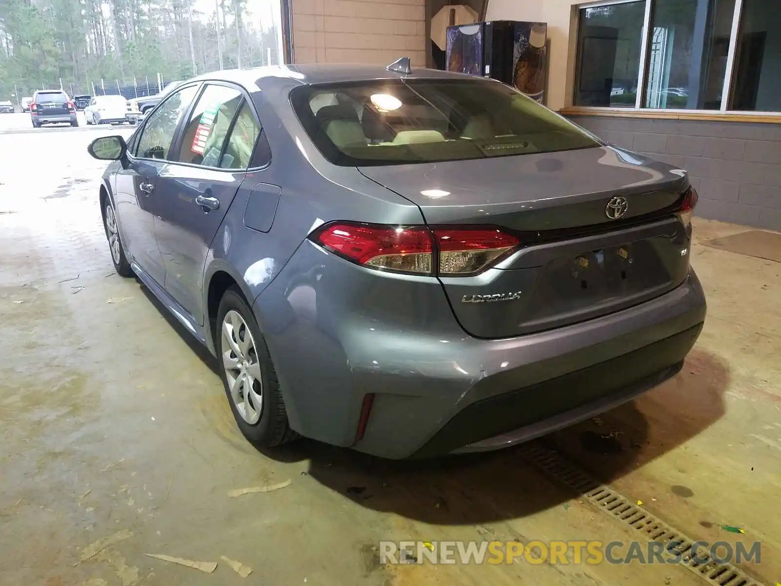 3 Photograph of a damaged car JTDEPRAE6LJ017562 TOYOTA COROLLA 2020