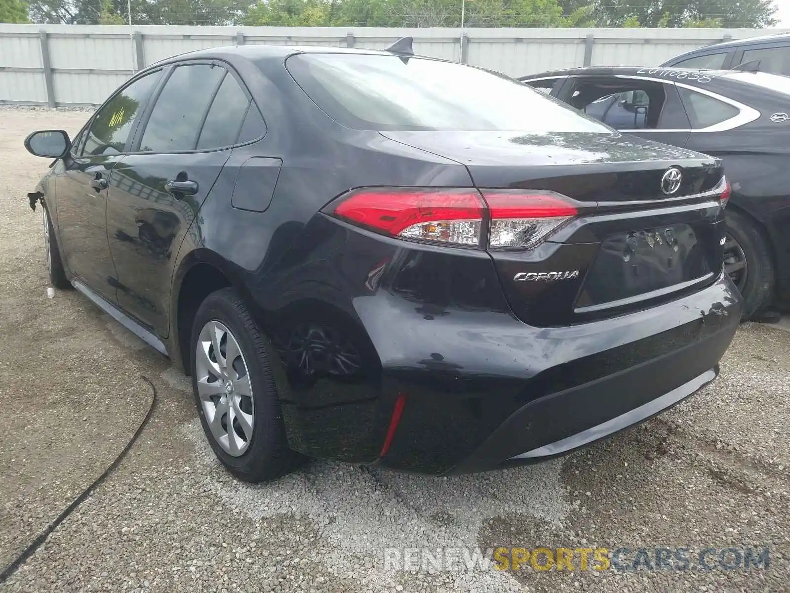 3 Photograph of a damaged car JTDEPRAE6LJ018971 TOYOTA COROLLA 2020