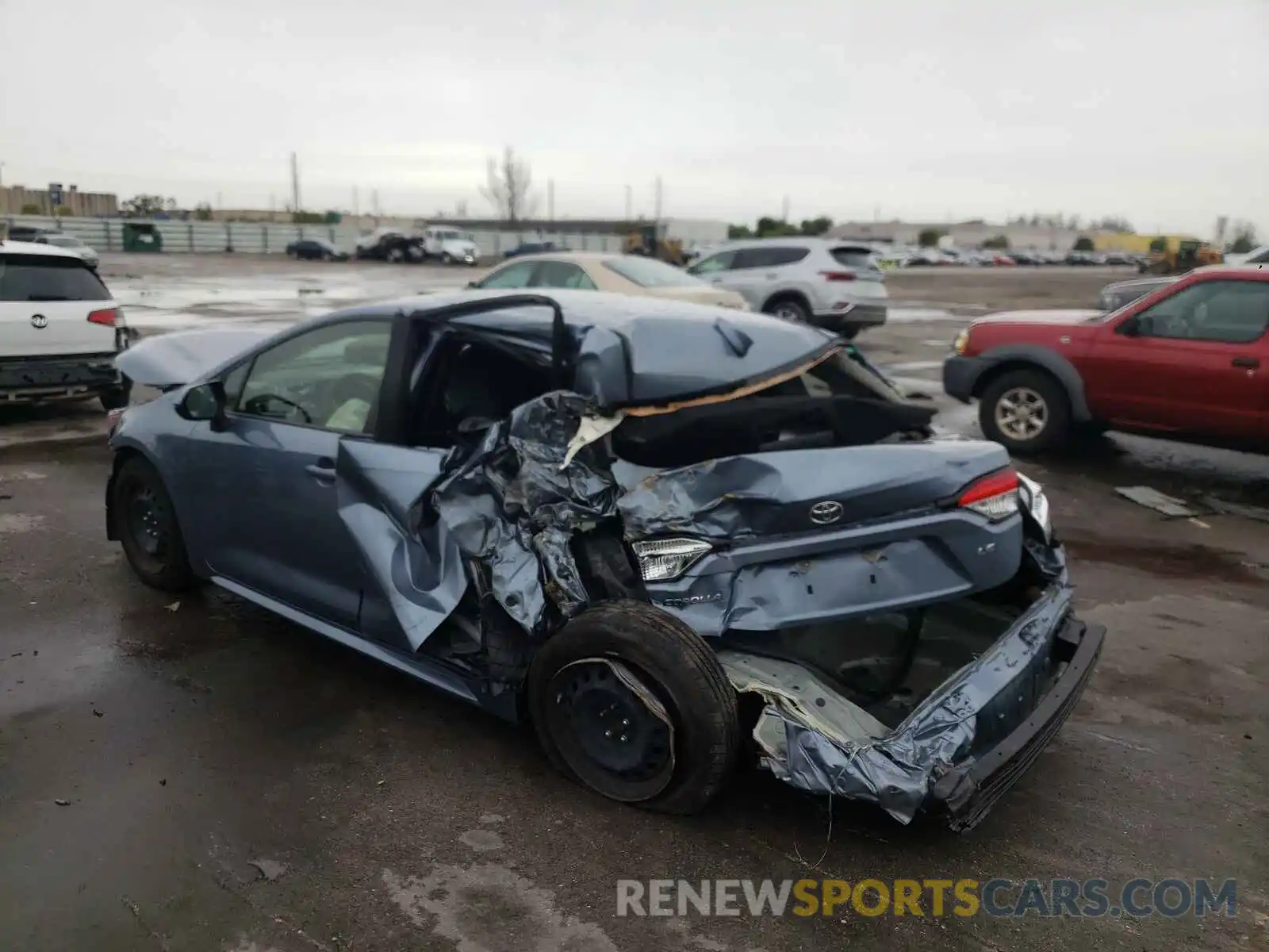 3 Photograph of a damaged car JTDEPRAE6LJ018985 TOYOTA COROLLA 2020