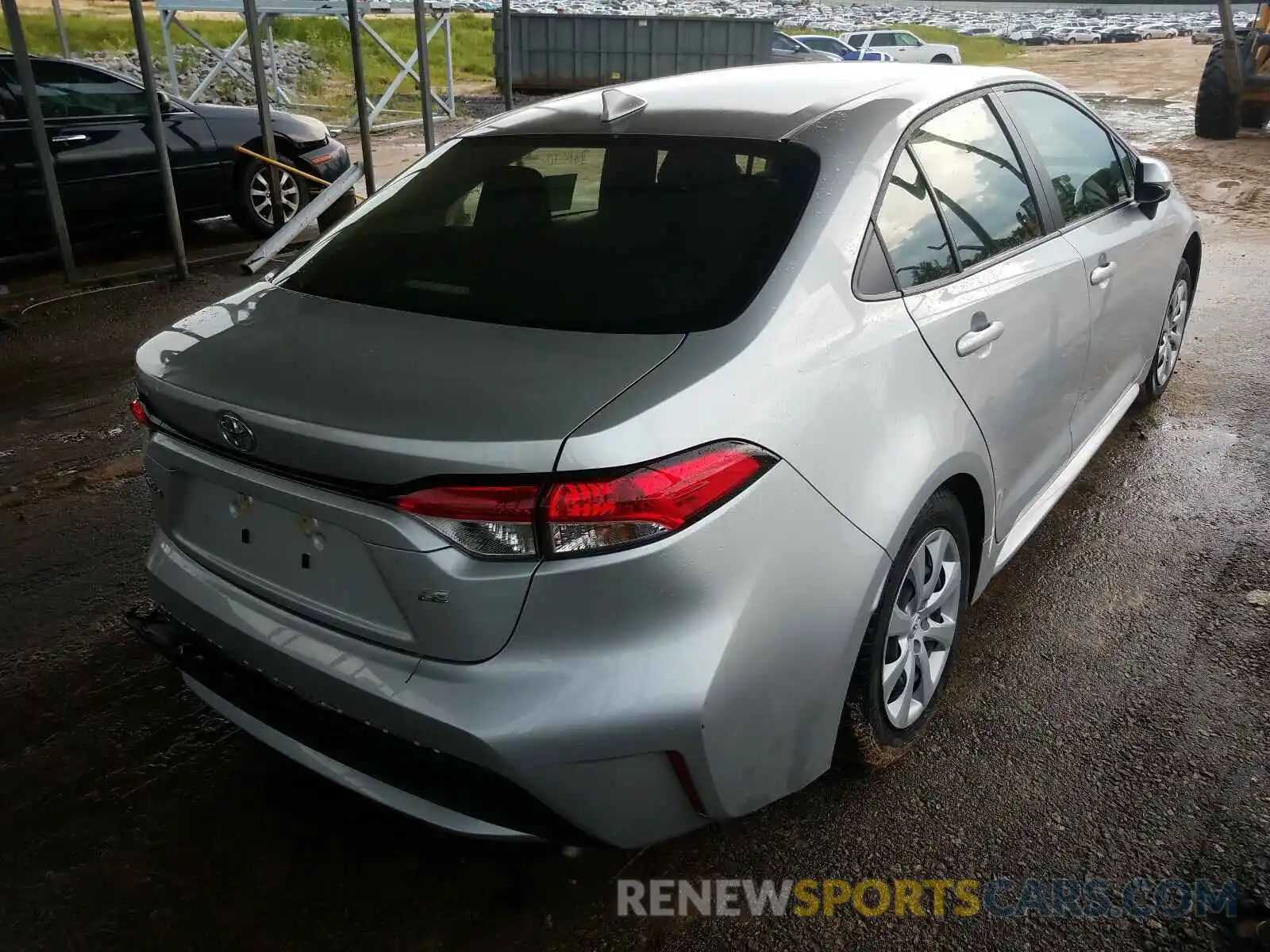 4 Photograph of a damaged car JTDEPRAE6LJ019067 TOYOTA COROLLA 2020