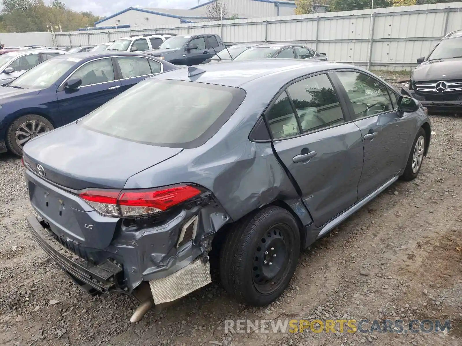 4 Photograph of a damaged car JTDEPRAE6LJ019960 TOYOTA COROLLA 2020