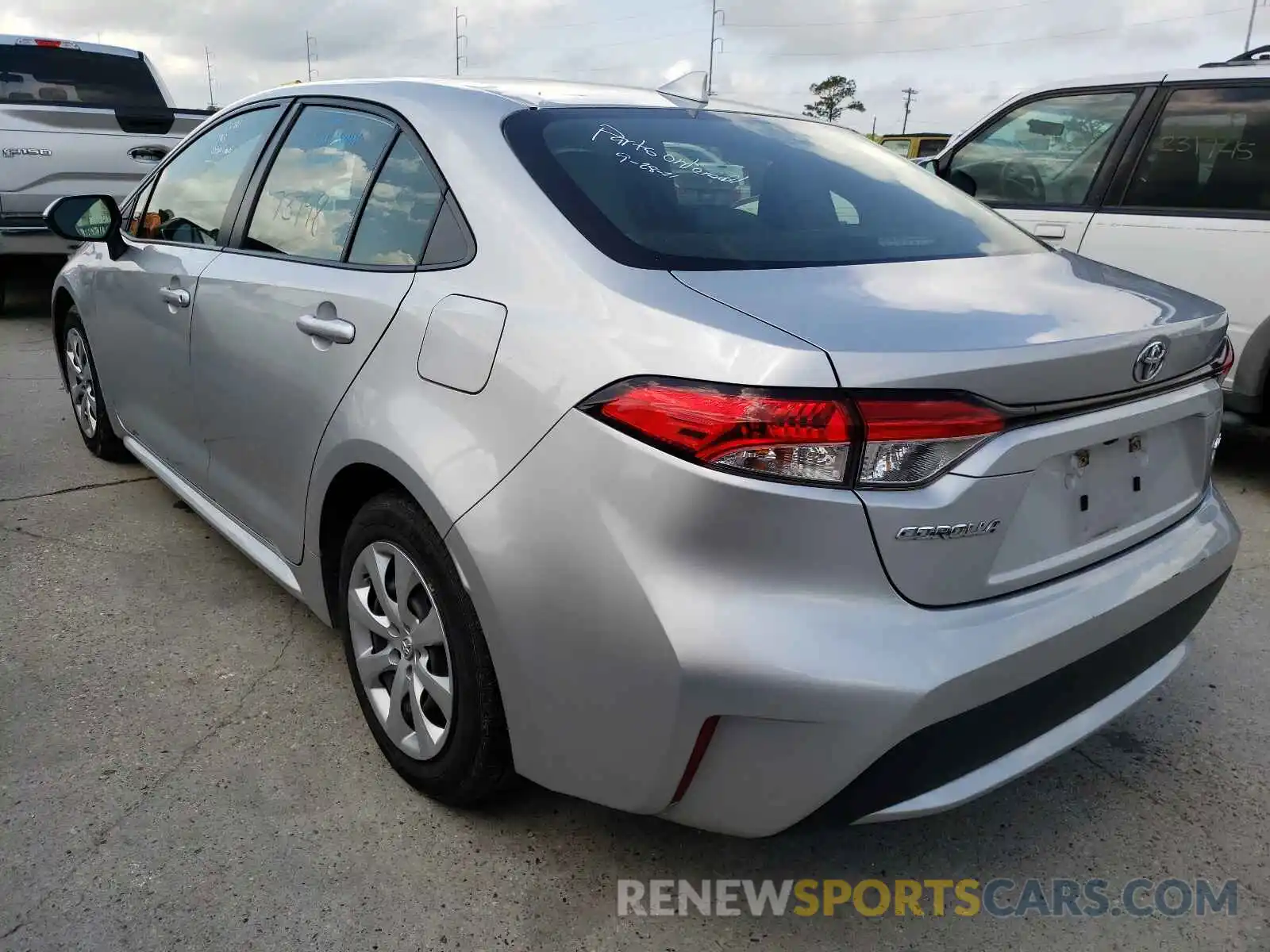 3 Photograph of a damaged car JTDEPRAE6LJ020302 TOYOTA COROLLA 2020