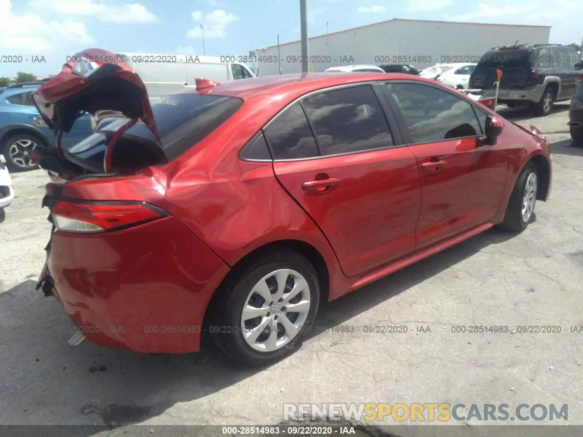 4 Photograph of a damaged car JTDEPRAE6LJ020512 TOYOTA COROLLA 2020