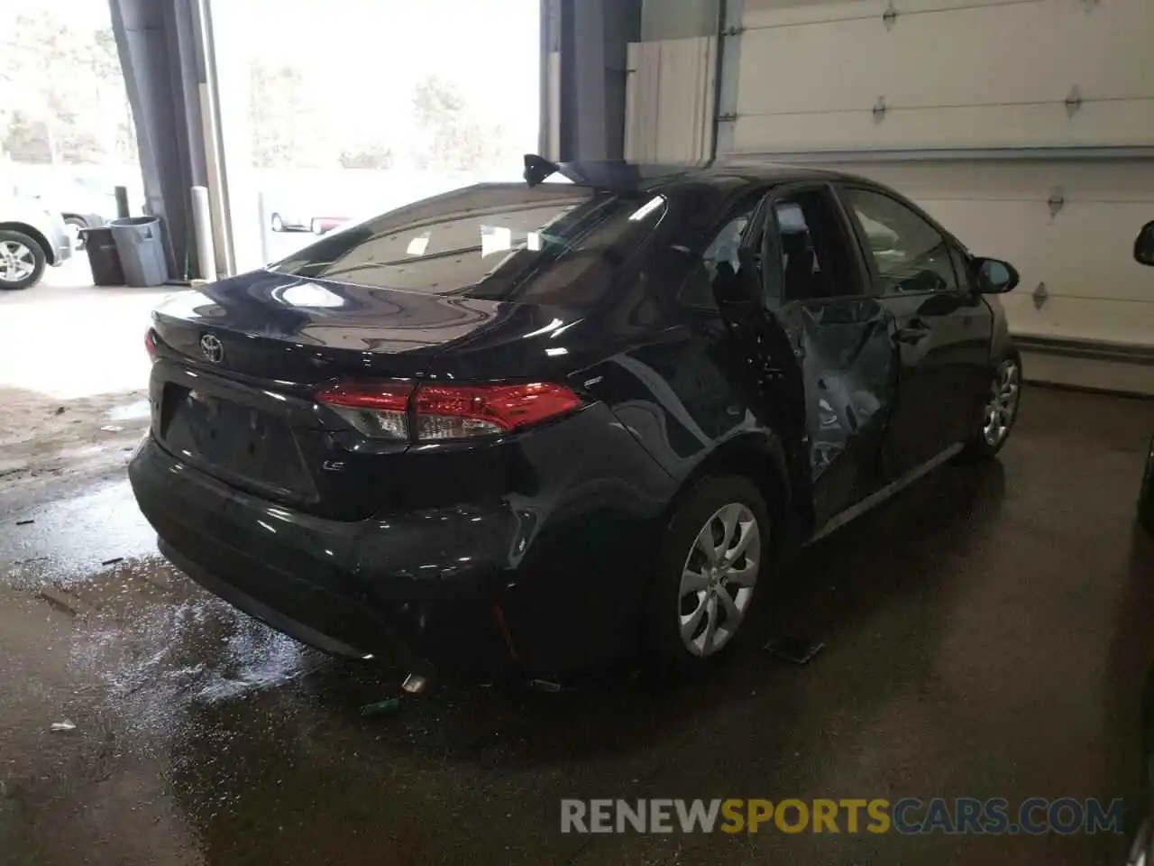 4 Photograph of a damaged car JTDEPRAE6LJ020719 TOYOTA COROLLA 2020